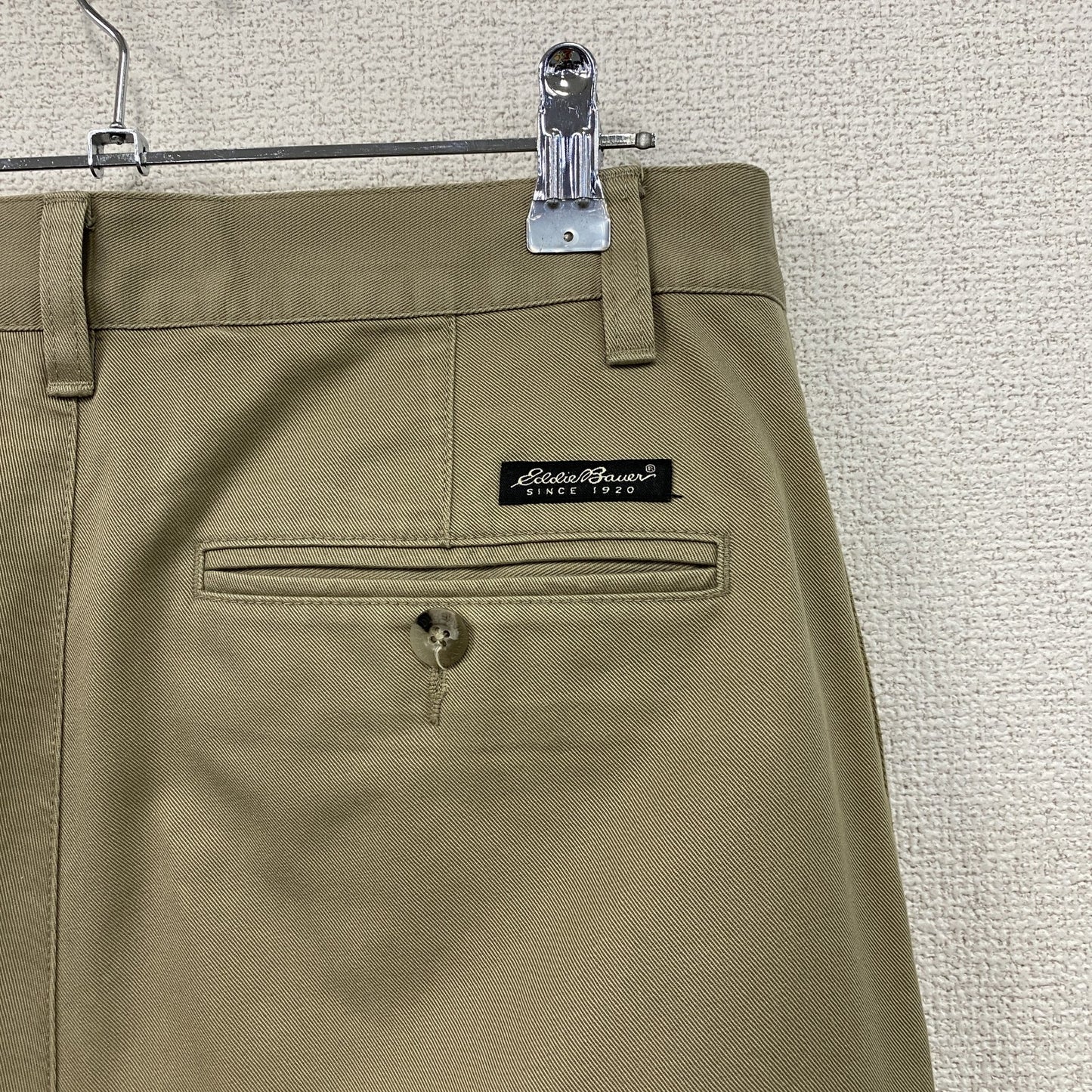 00s　Eddie Bauer　エディーバウアー　KHAKIS　チノパンツ　ツータック　ヴィンテージ　ベージュ　W30サイズ