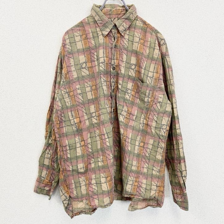 古着 used　GLOBE TROTTER　長袖プリント総柄シャツ　レトロデザイン　胸ポケット　チェック　ベージュ　