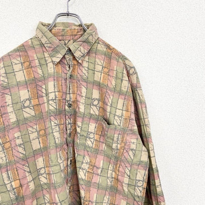 古着 used　GLOBE TROTTER　長袖プリント総柄シャツ　レトロデザイン　胸ポケット　チェック　ベージュ　
