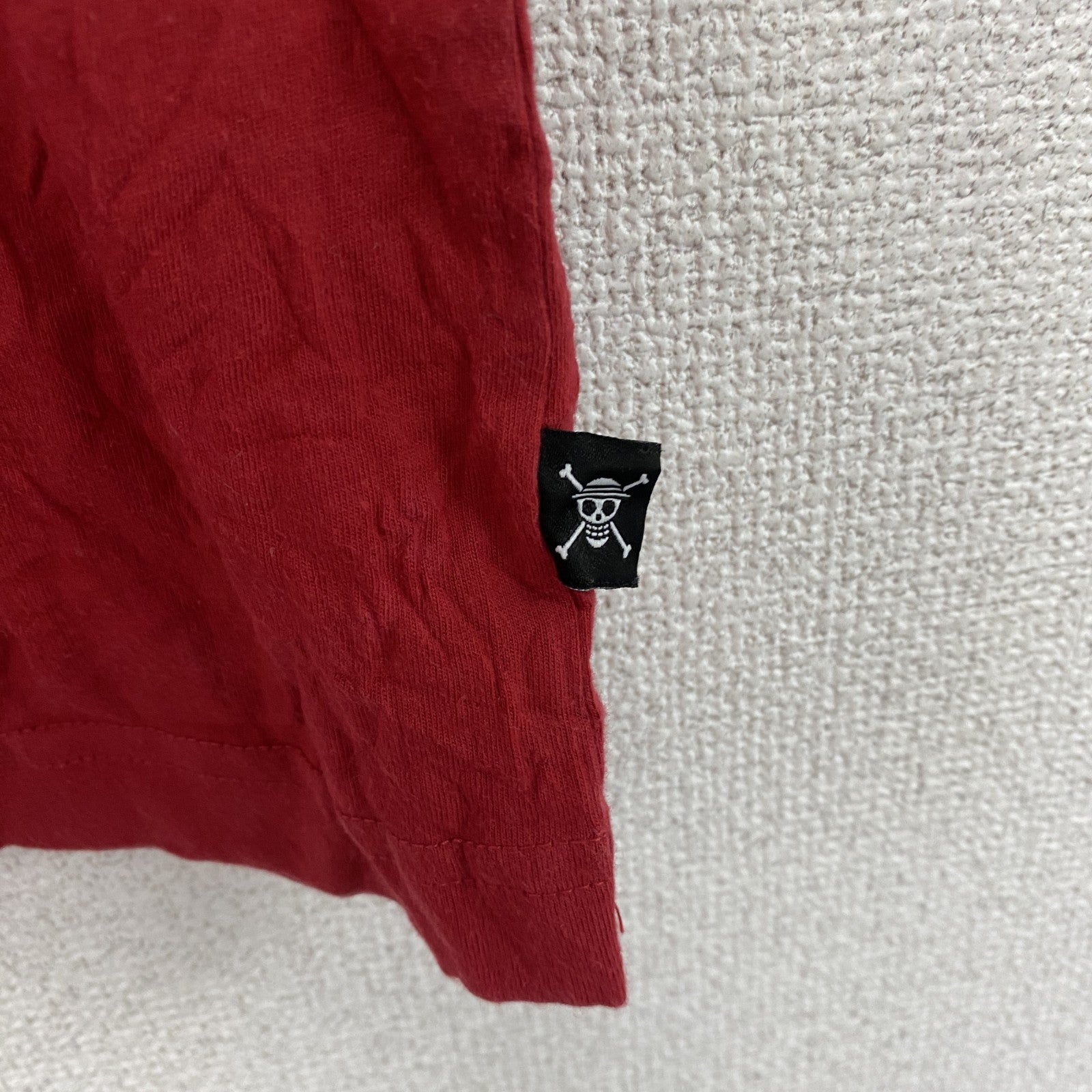 UNIQLO　ユニクロ　UT　ONE PIECE　ワンピース　半袖プリントアニメTシャツ　キャラクターT　赤　レッド　Mサイズ