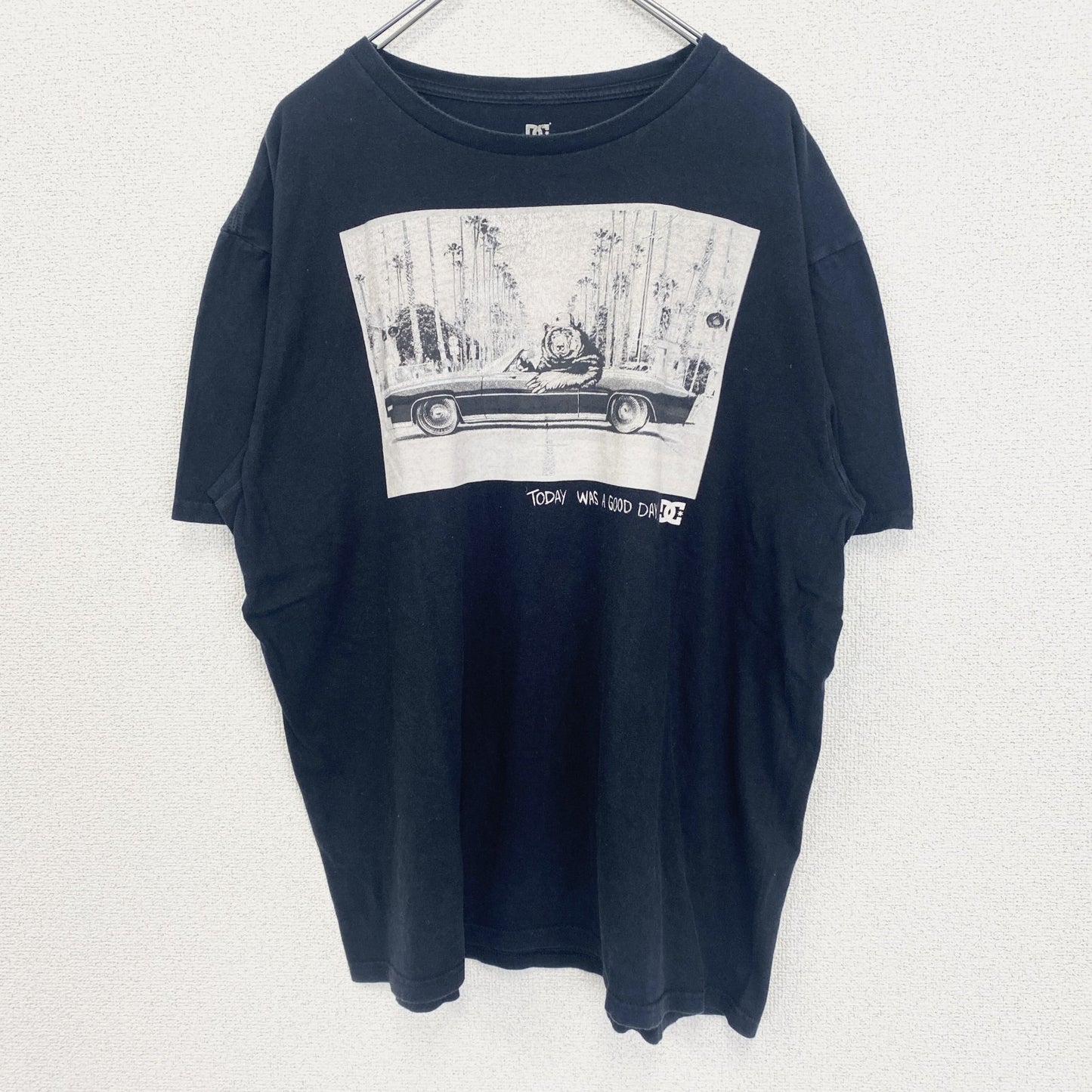 古着 used　DC ディーシー　半袖プリントTシャツ　ベアー　車　ビッグT　クルーネック　春夏服　レトロ　黒　XLサイズ