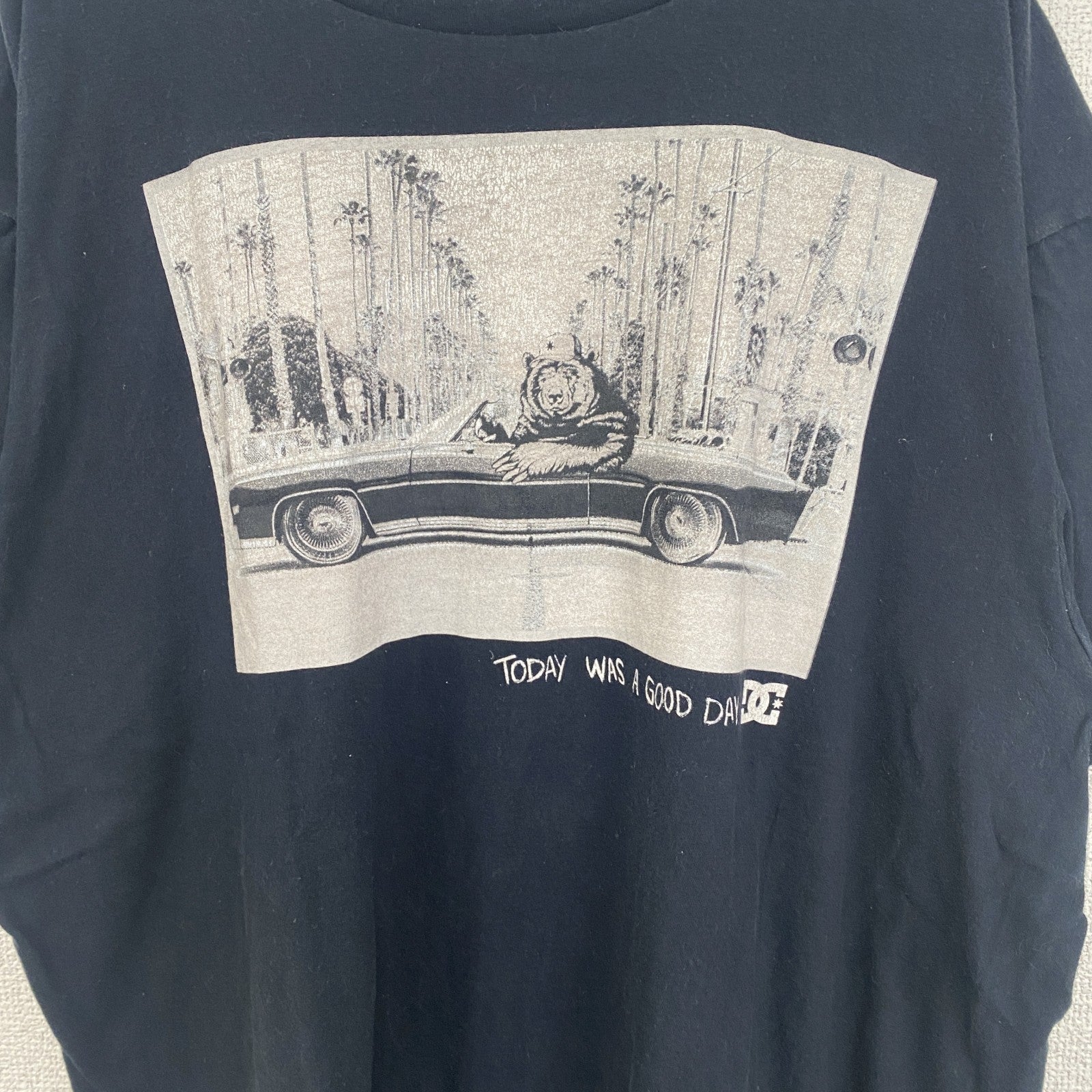 古着 used　DC ディーシー　半袖プリントTシャツ　ベアー　車　ビッグT　クルーネック　春夏服　レトロ　黒　XLサイズ