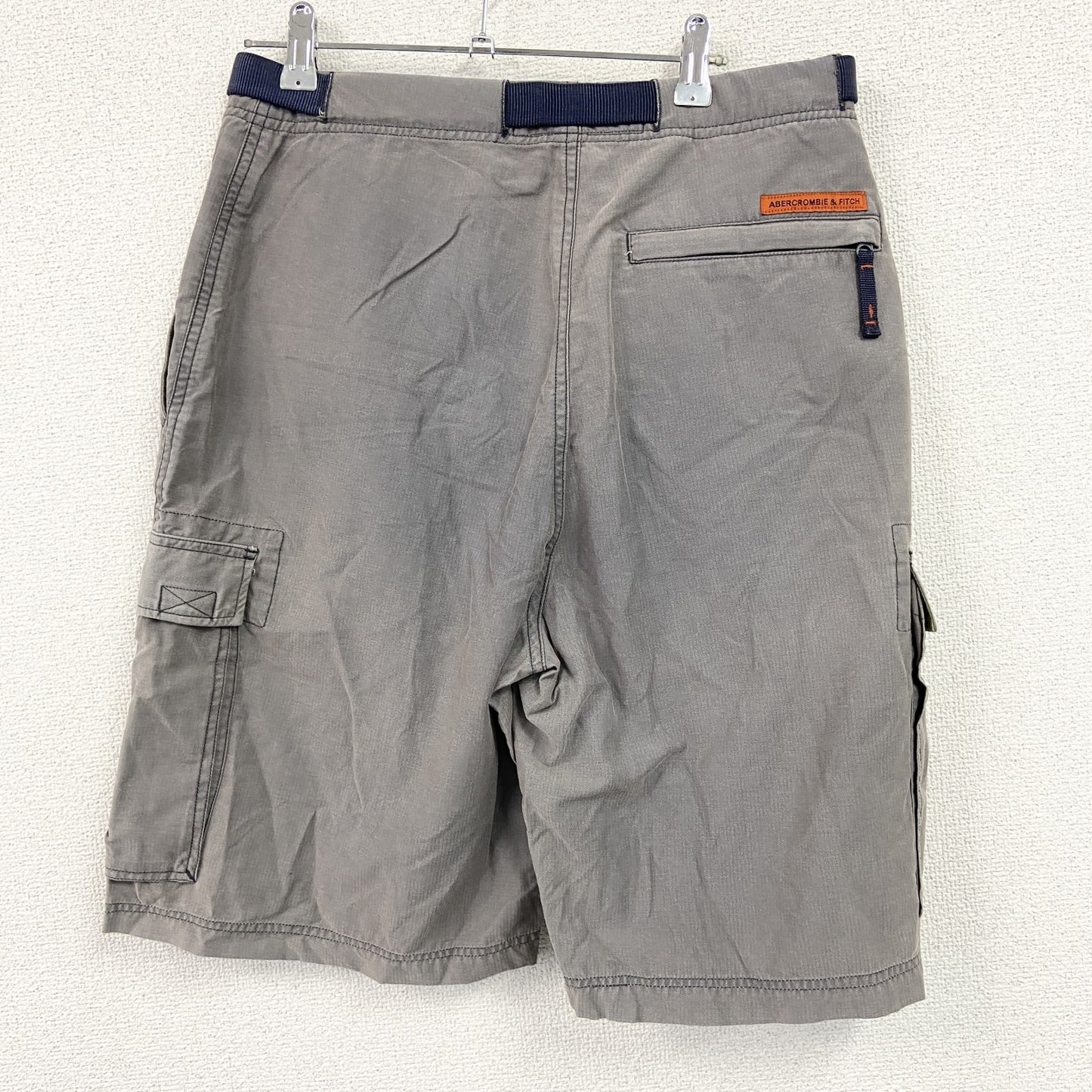 Abercrombie＆Fitch　アバクロンビー＆フィッチ　ハーフナイロンパンツ/ショートパンツ　灰色　グレー　Mサイズ