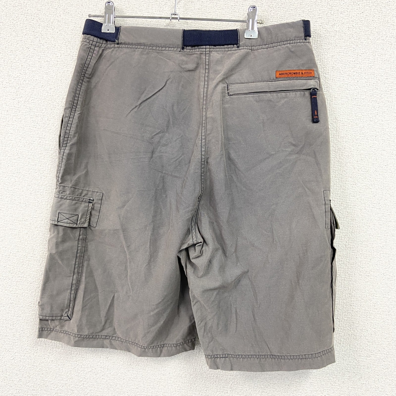 Abercrombie＆Fitch　アバクロンビー＆フィッチ　ハーフナイロンパンツ/ショートパンツ　灰色　グレー　Mサイズ