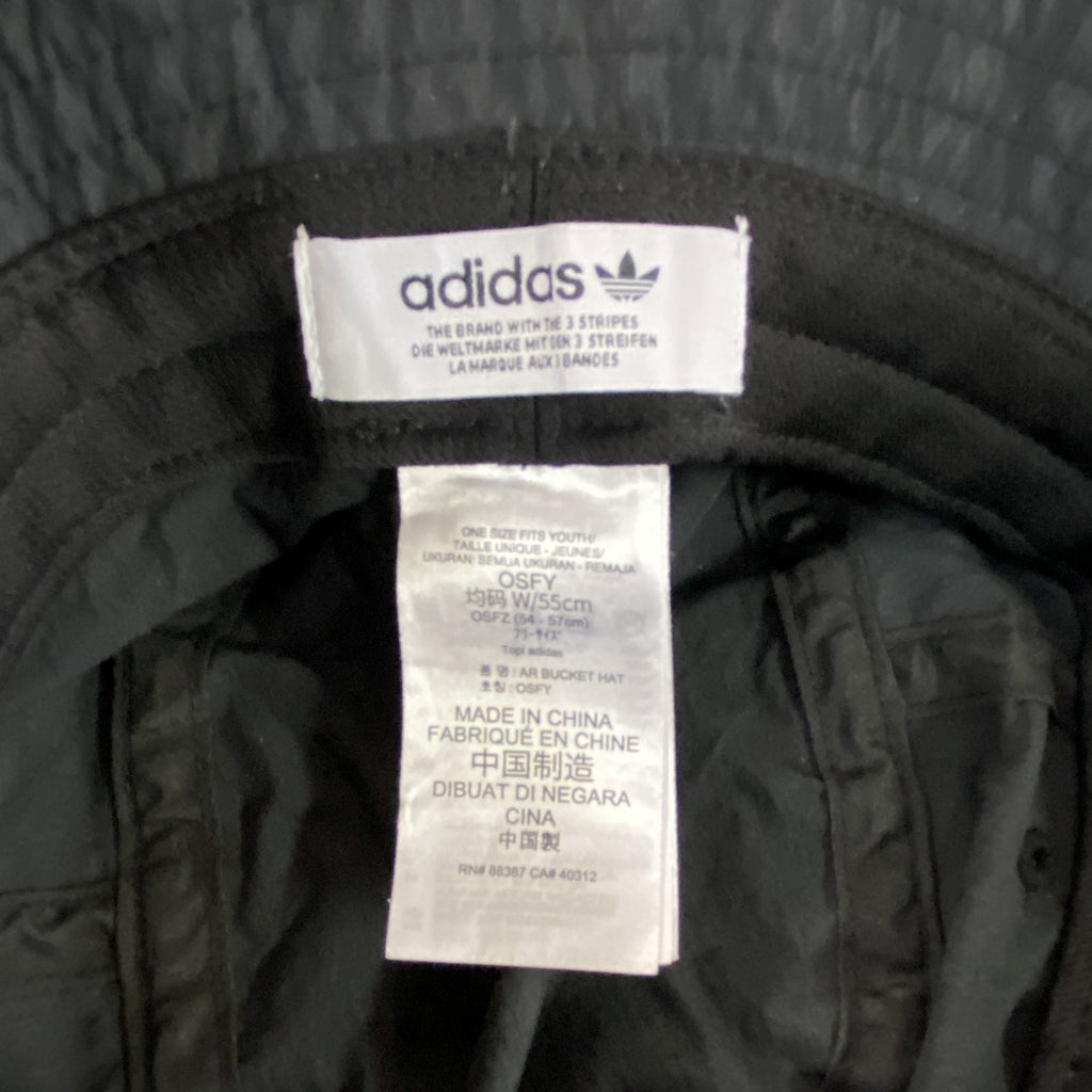 adidas　アディダス　バケットハット　トレフォイルロゴ　黒　ブラック