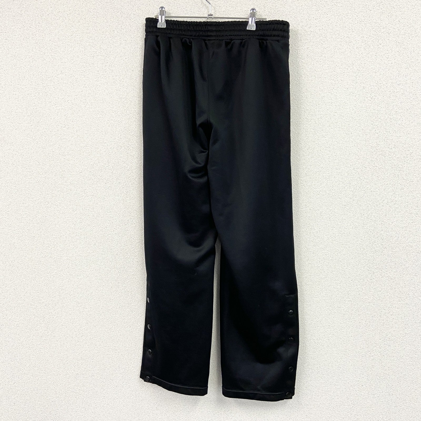 NIKE　ナイキ　トラックパンツ/ジャージパンツ　黒　ブラック　Lサイズ