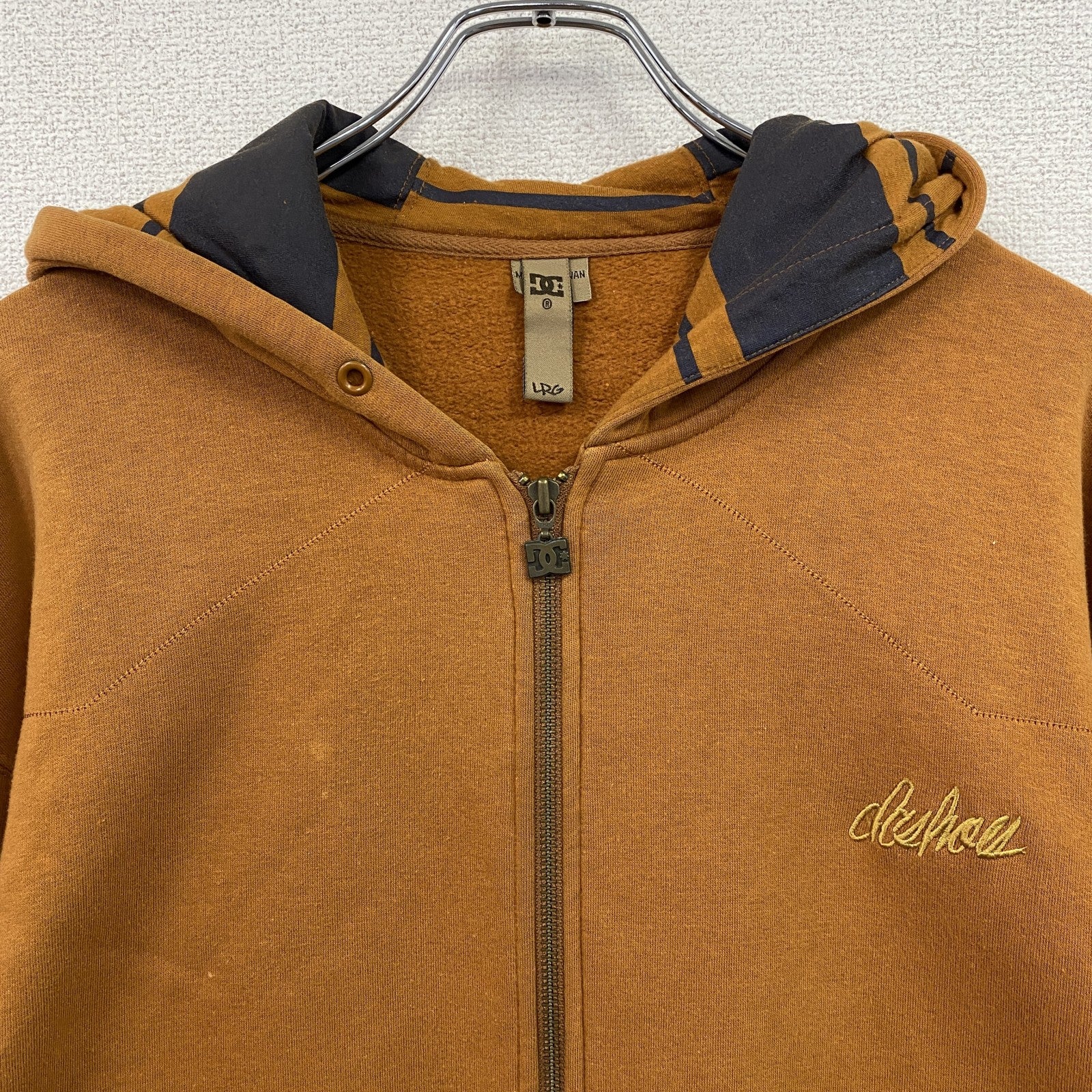 DC SHOES　ディーシーシューズ　フルジップスウェットパーカー/フーディー　フェード　刺繍ロゴ　茶色　ブラウン　Lサイズ