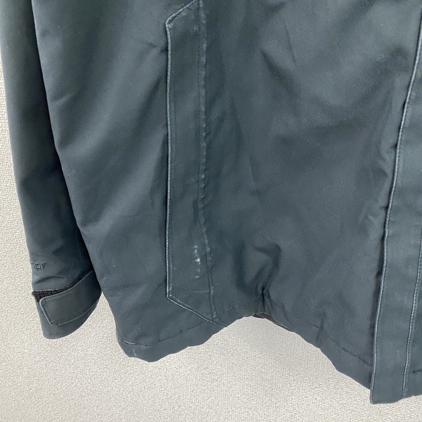 UNDER ARMOUR　アンダーアーマー　フルジップジャケット　黒　ブラック　2XLサイズ