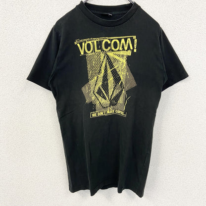 古着 used　VOLCOM　ボルコム　半袖ロゴプリントＴシャツ　黒　ブラック　レトロデザイン　ストリート　クルーネック　Sサイズ
