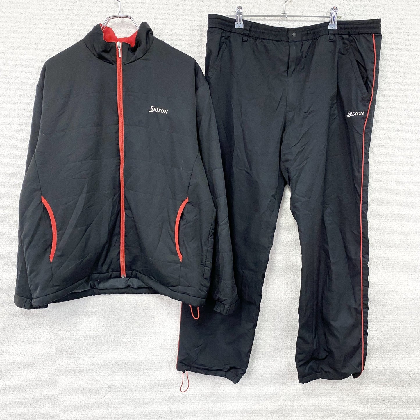 SRIXON　スリクソン　ジャージセットアップ　トラックジャケット　トラックパンツ　中綿入り　刺繍ロゴ　黒　ブラック　Lサイズ