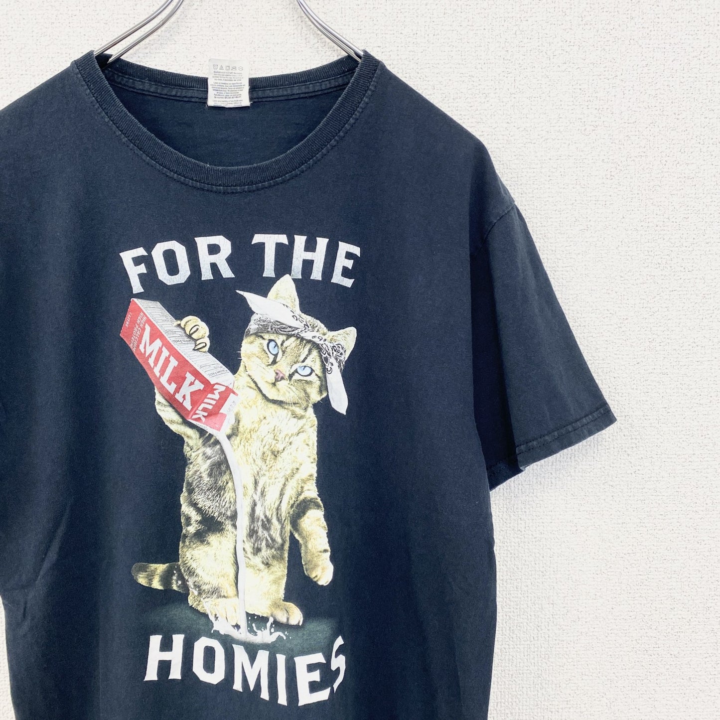 古着 used　FRUIT OF THE LOOM　半袖プリントTシャツ　キャット　ミルク　クルーネック　黒色　ブラック　Mサイズ