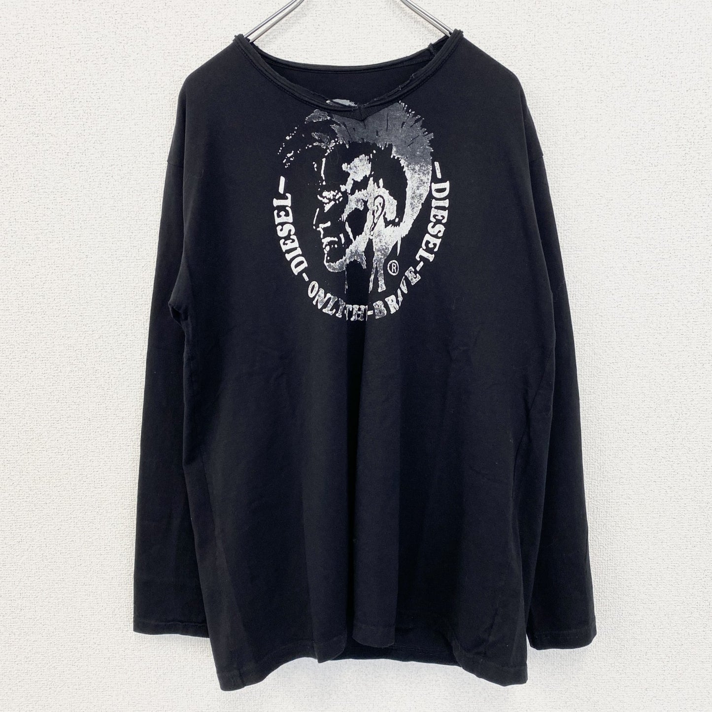 古着 used　DIESEL ディーゼル　長袖プリントTシャツ　カジュアルデザイン　クルーネック　黒　レトロ　3XLサイズ