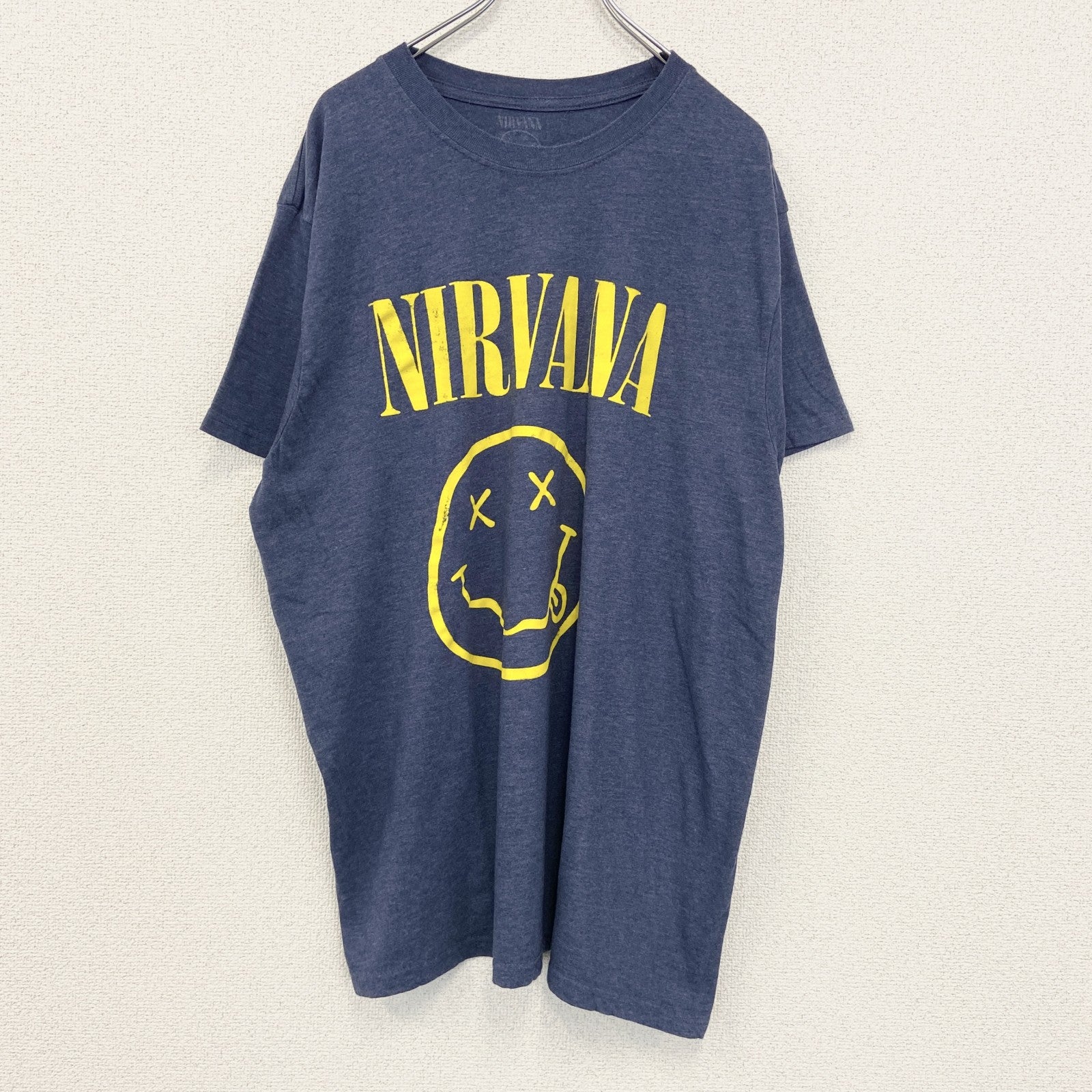 古着 used　NIRVANA ニルヴァーナ　半袖バンドTシャツ　ネイビー　紺　ロゴプリント　クーネック　レトロ　2XLサイズ