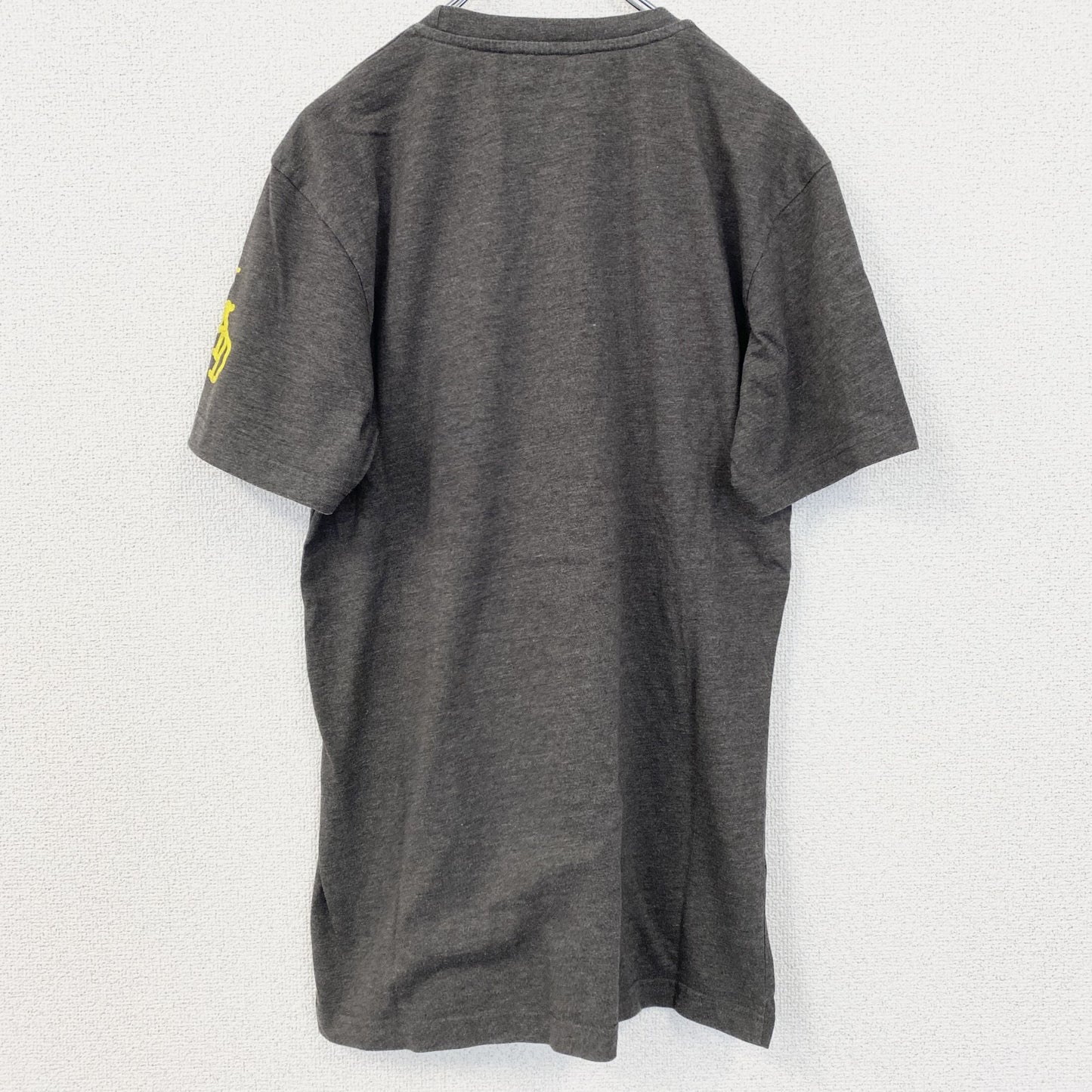 古着 used　CleptoMANICX　半袖プリントTシャツ　DJ MAD　レトロデザイン　クルーネック　カーキー　Mサイズ