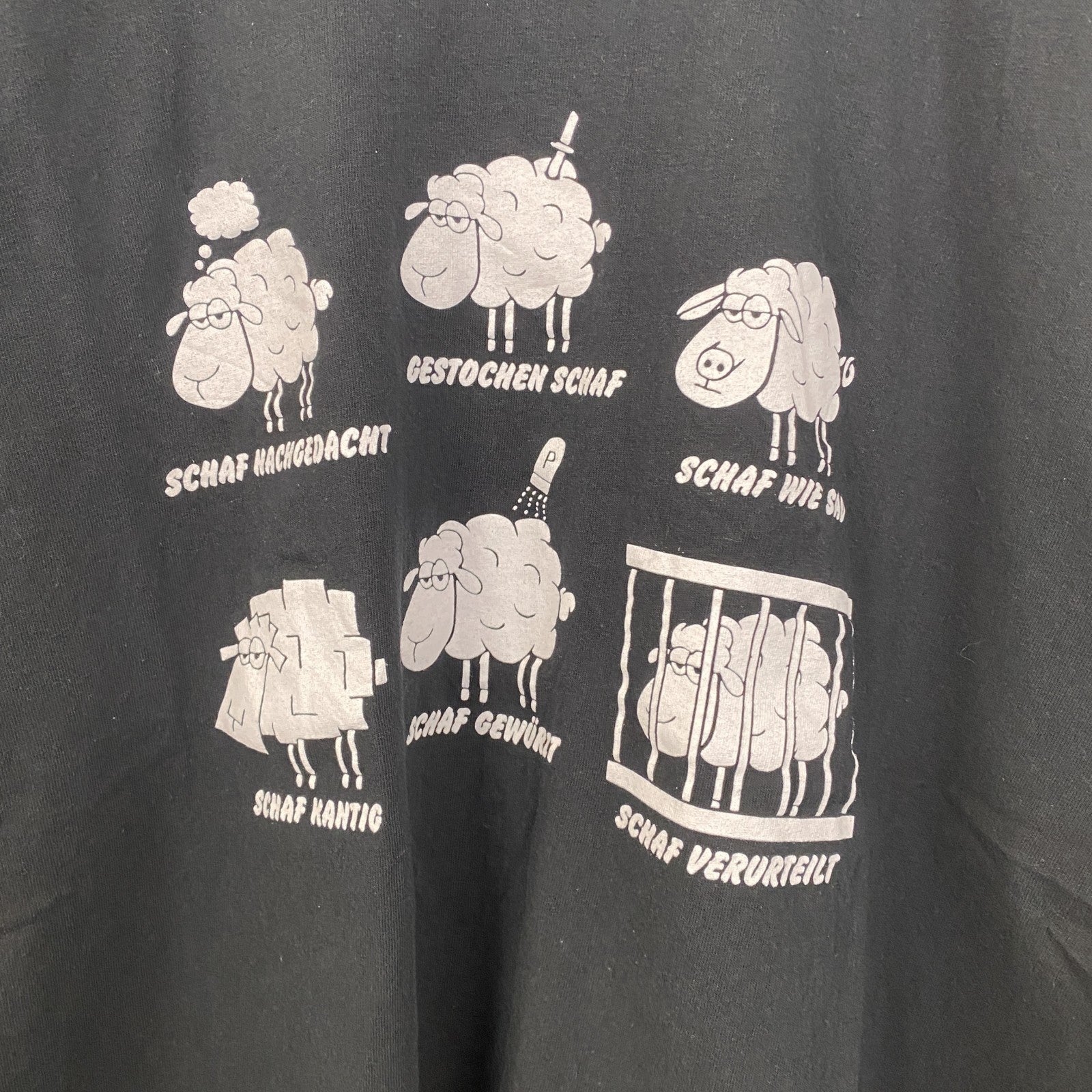 古着 used　GILDAN ギルダン　半袖アニマルプリントTシャツ　クルーネック　レトロデザイン　羊　黒　ブラック　XLサイズ