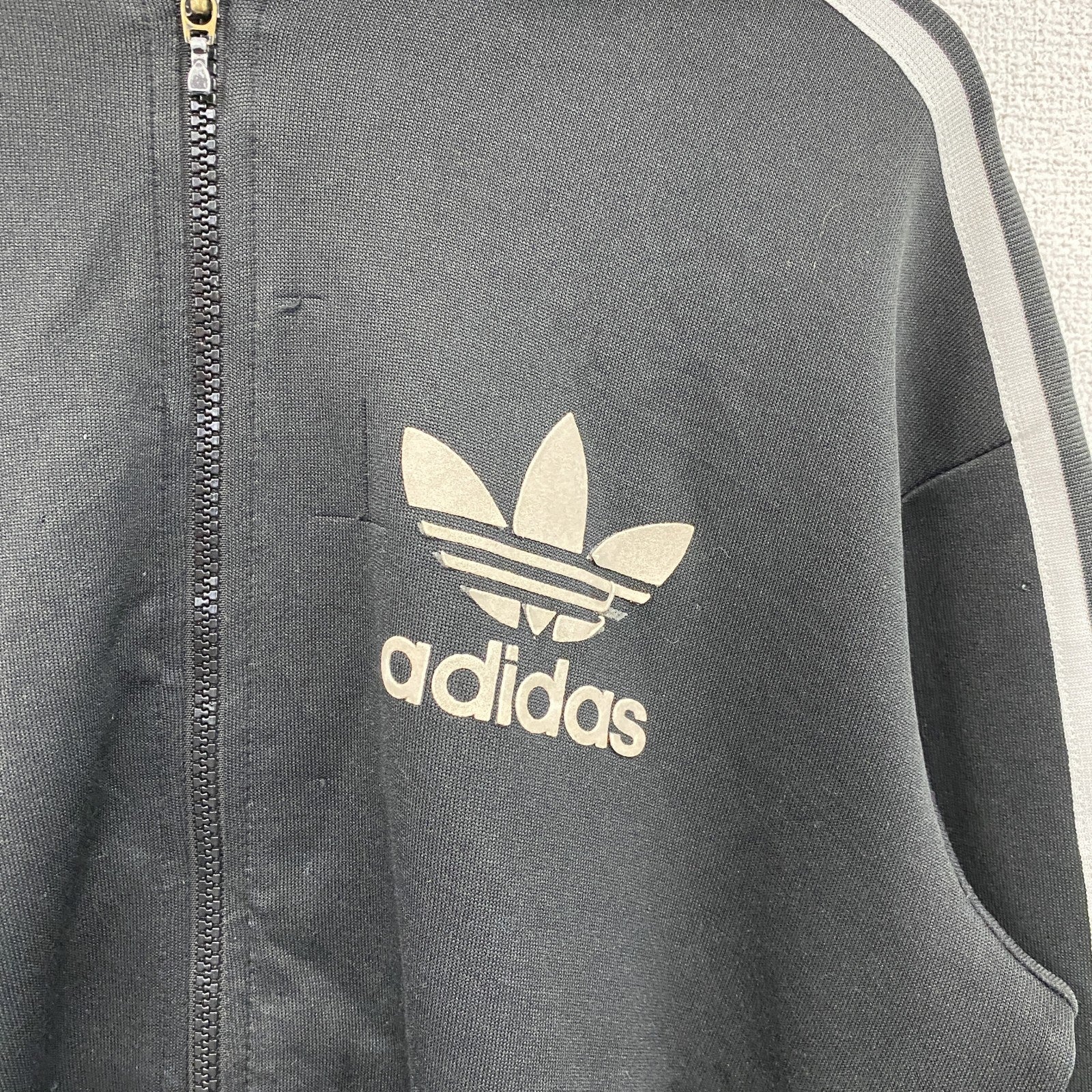 00s　adidas　アディダス　トラックジャケット/ジャージパーカー　デカロゴ　トレフォイルロゴ　ヴィンテージ　黒　ブラック　Sサイズ