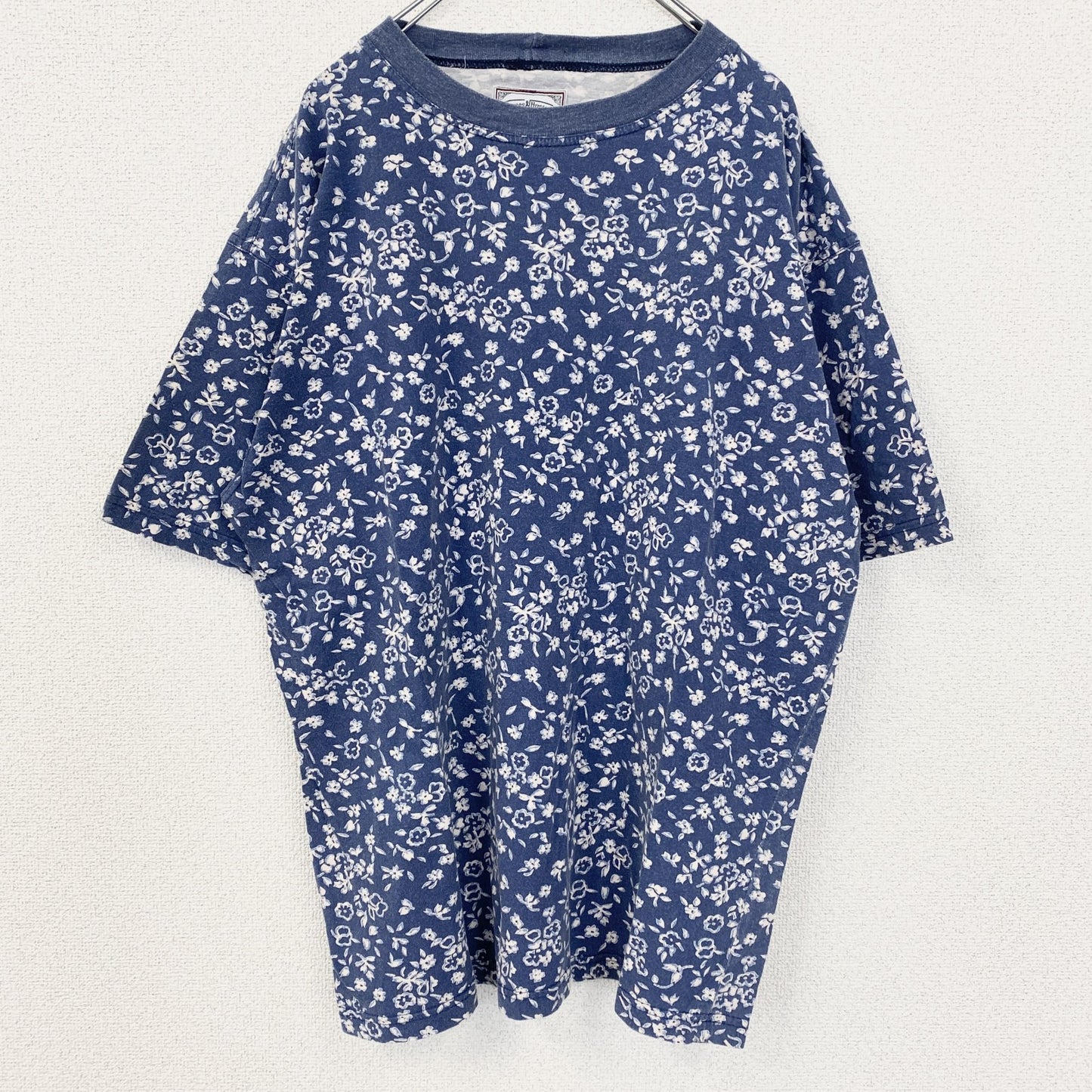 古着 used　Heroes＆Hunters　半袖柄プリントビッグTシャツ　お花　レトロデザイン　クルーネック　ブルー　XLサイズ