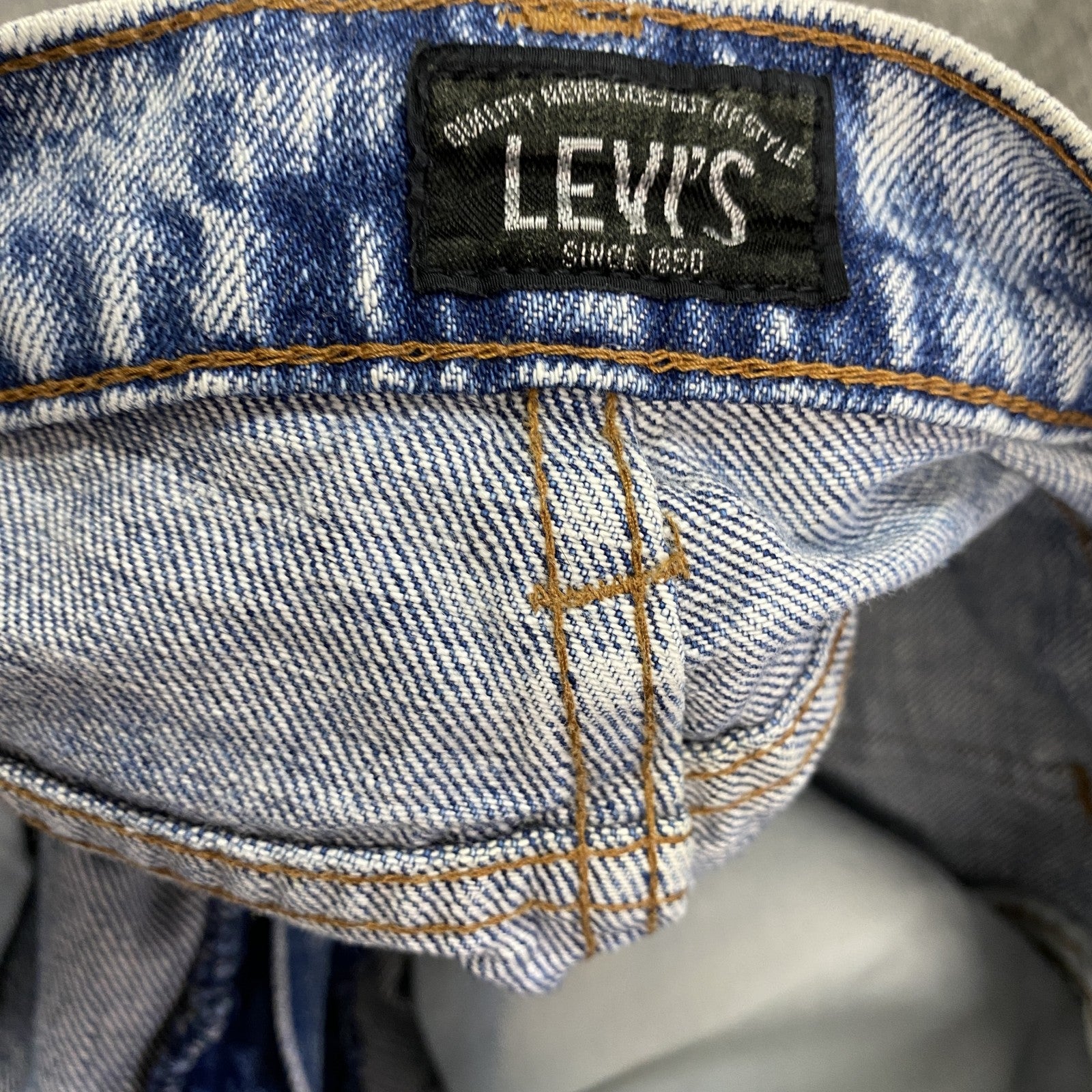 Levi's　リーバイス　デニムパンツ/ジーンズ　フェード　縦落ち　ジップフライ　インディゴ　31サイズ