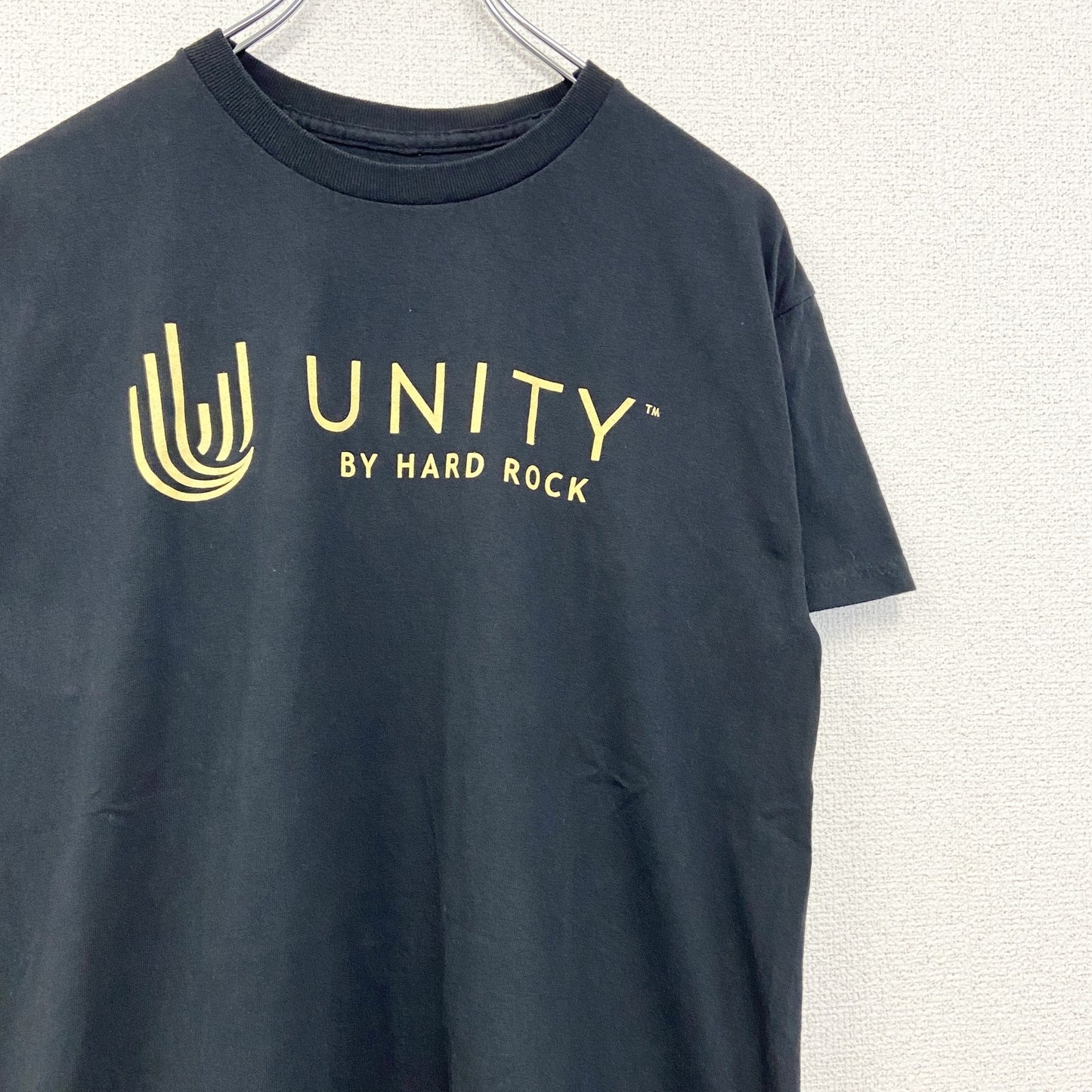 古着 used　UNITY by Hard Rock　ハードロック　半袖プリントTシャツ　黒　ブラック　クルーネック　Mサイズ