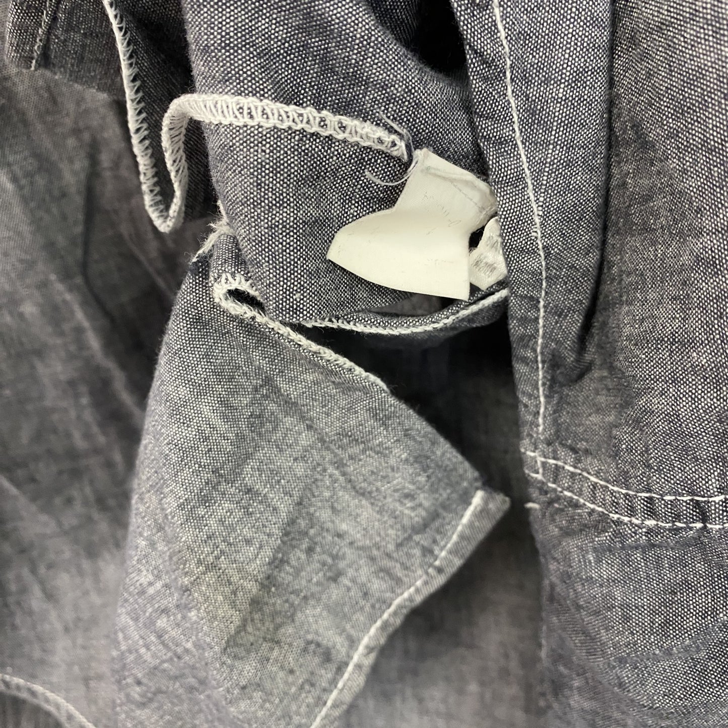 90s　BENETTON　ベネトン　長袖シャンブレーシャツ　ジップポケット　2つポケット　ヴィンテージ　灰色　グレー　Sサイズ