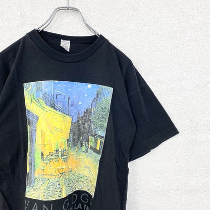 古着 used　ALMA MATER　半袖プリントTシャツ　レトロデザイン　クルーネック　ゴッホ　夜のカフェテラス　黒　ブラック