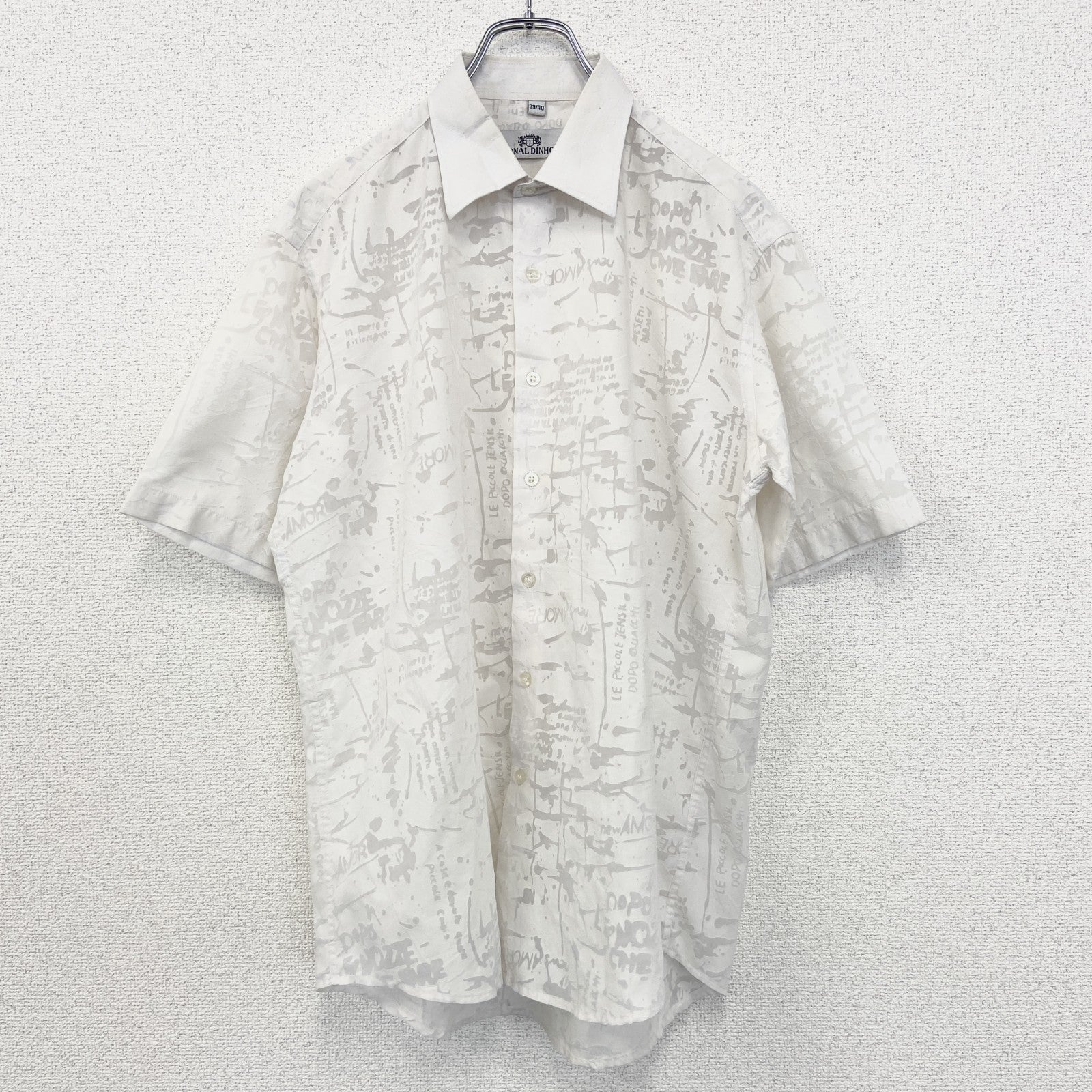 古着 used　RONAL DINHO　ランダムプリント　カジュアル半袖シャツ　ホワイト　白　レトロデザイン　Lサイズ