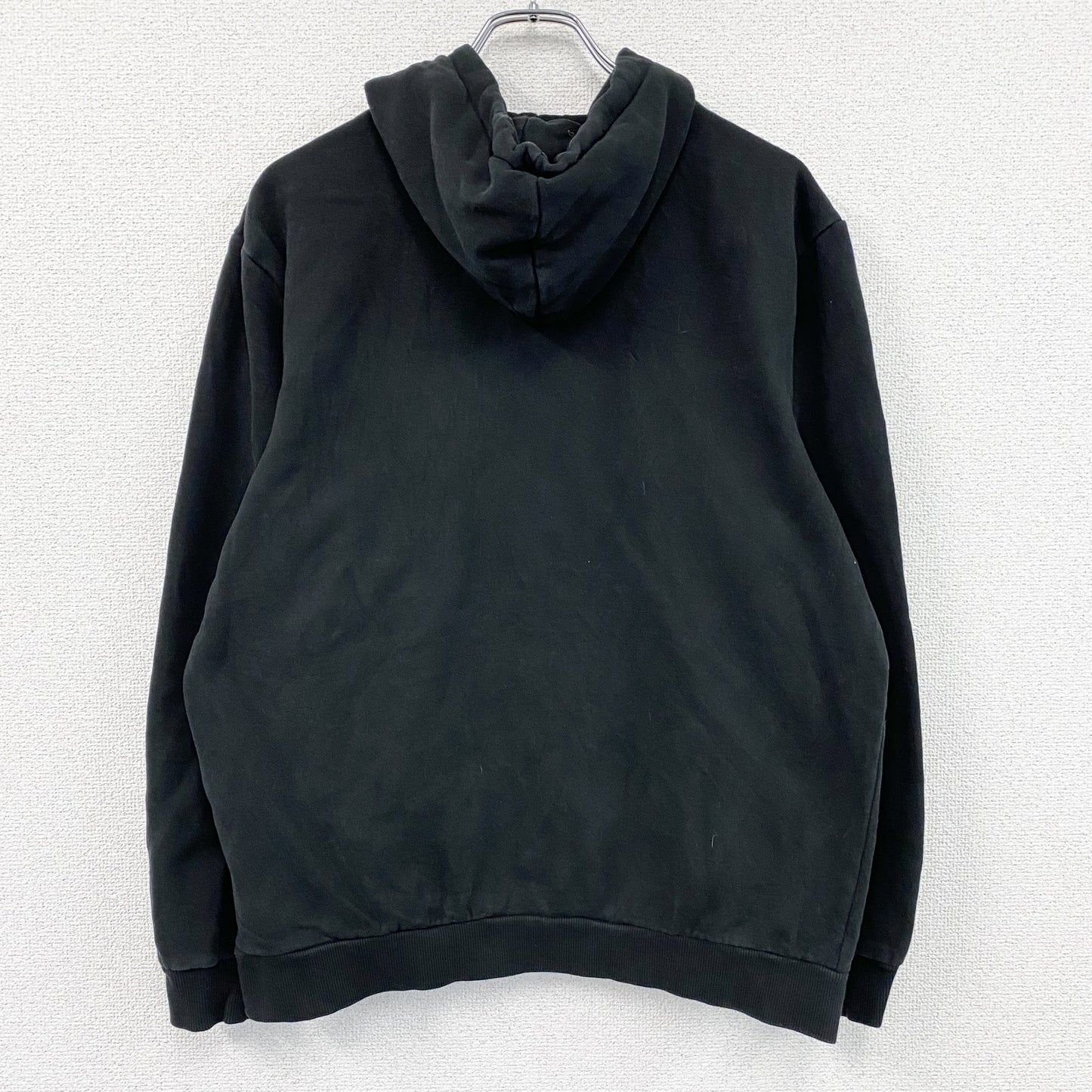 PUMA　プーマ　スウェットパーカー/フーディー　黒　ブラック　Lサイズ
