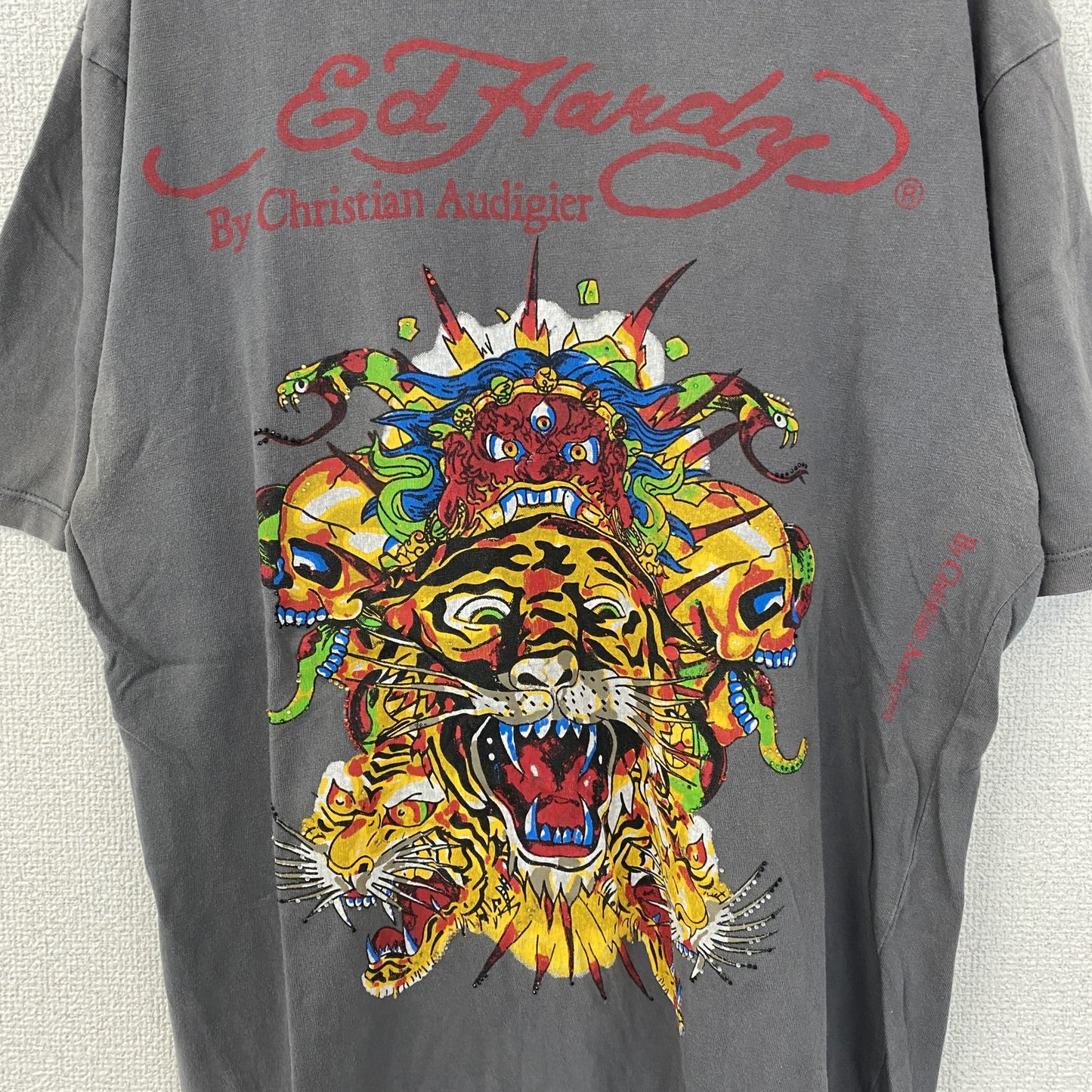 古着 used　Ed Hardy　エドハーディー　半袖プリントTシャツ　寅年　クルーネック　レトロデザイン　グレー　XXLサイズ