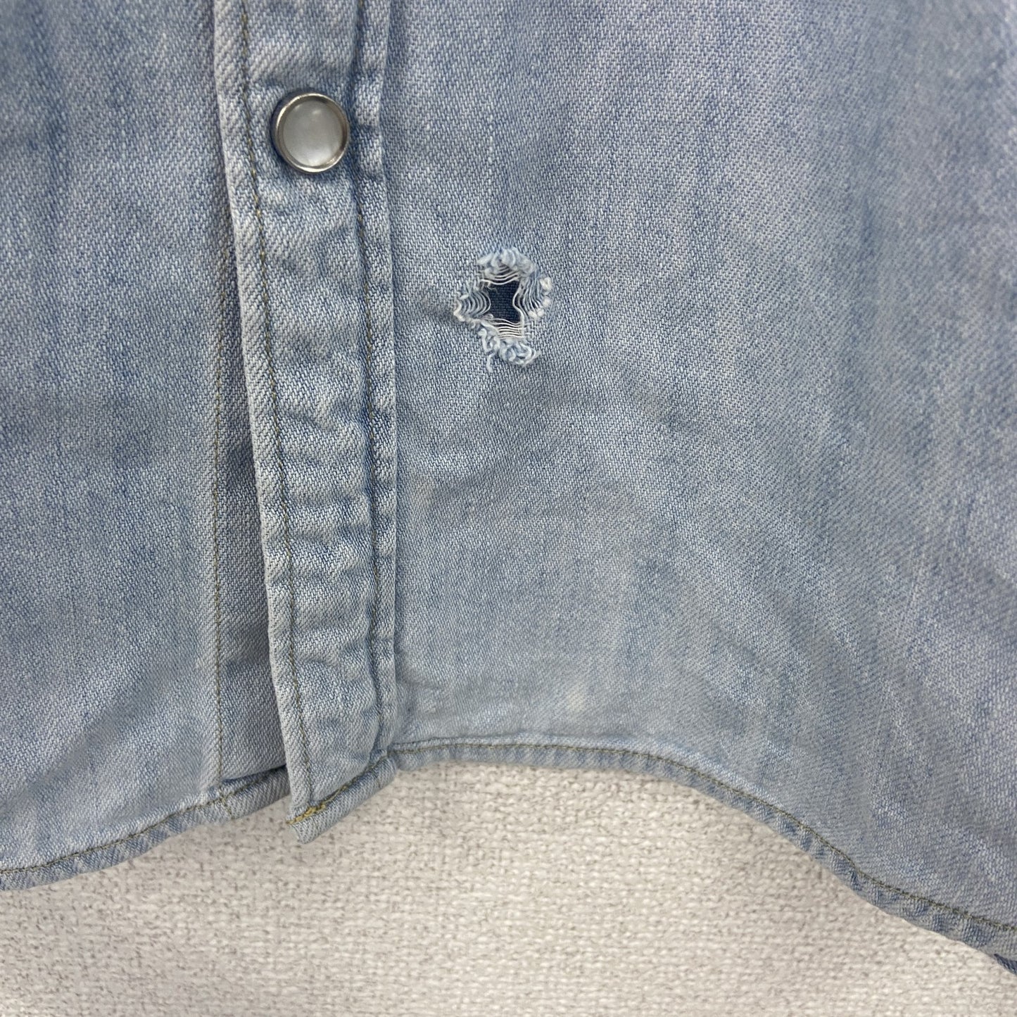 Levi's　リーバイス　長袖デニムシャツ　インディゴブルー　Mサイズ