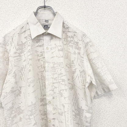 古着 used　RONAL DINHO　ランダムプリント　カジュアル半袖シャツ　ホワイト　白　レトロデザイン　Lサイズ