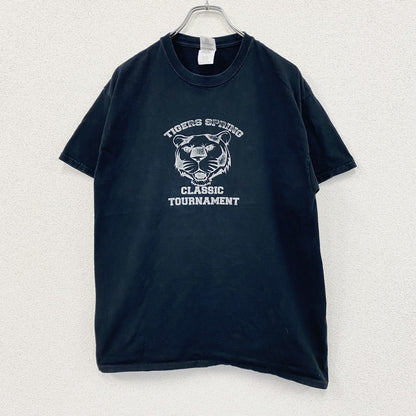 GILDAN　TIGERS SPRING　半袖プリントTシャツ　チームT　カレッジタイプ　黒　ブラック　Lサイズ