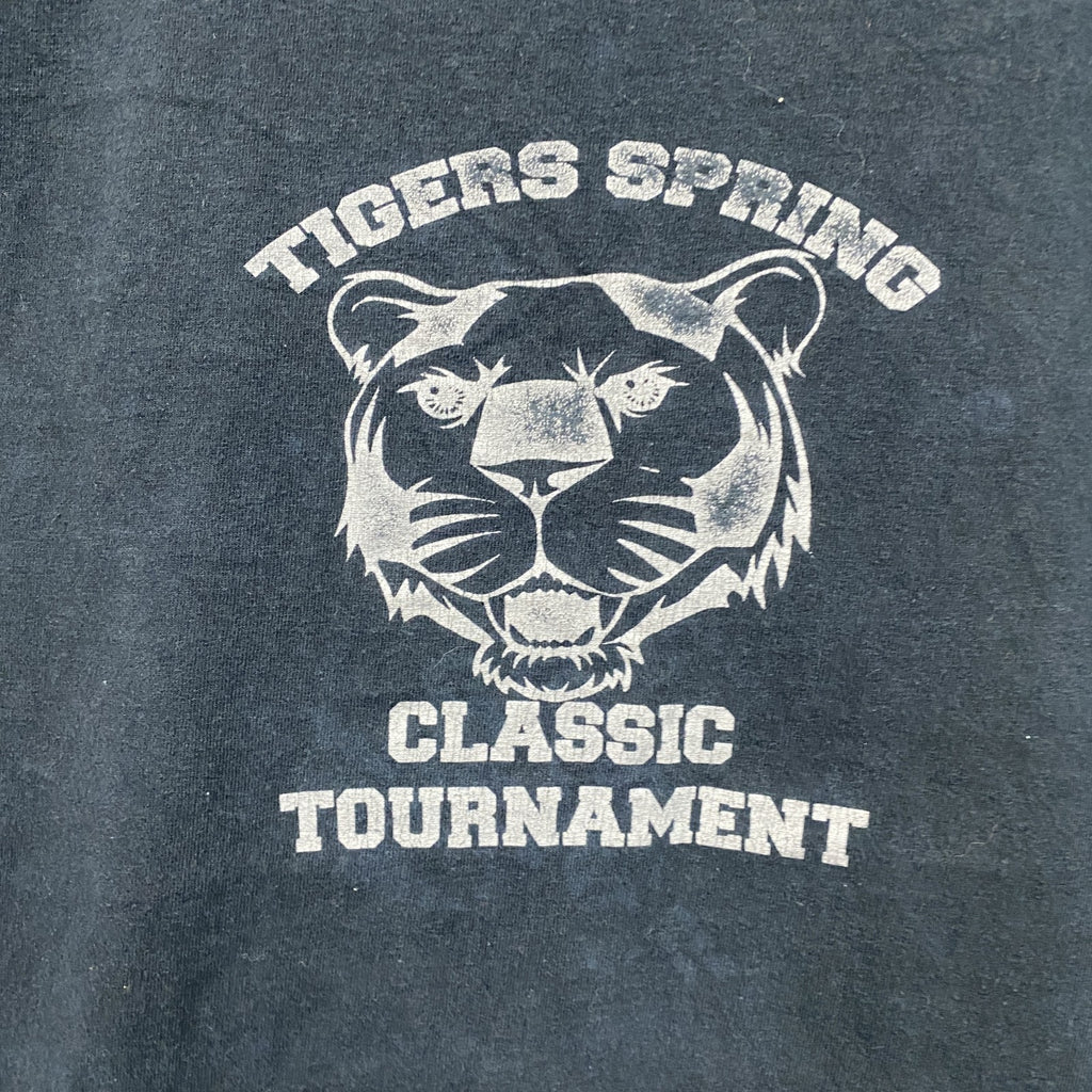 GILDAN　TIGERS SPRING　半袖プリントTシャツ　チームT　カレッジタイプ　黒　ブラック　Lサイズ