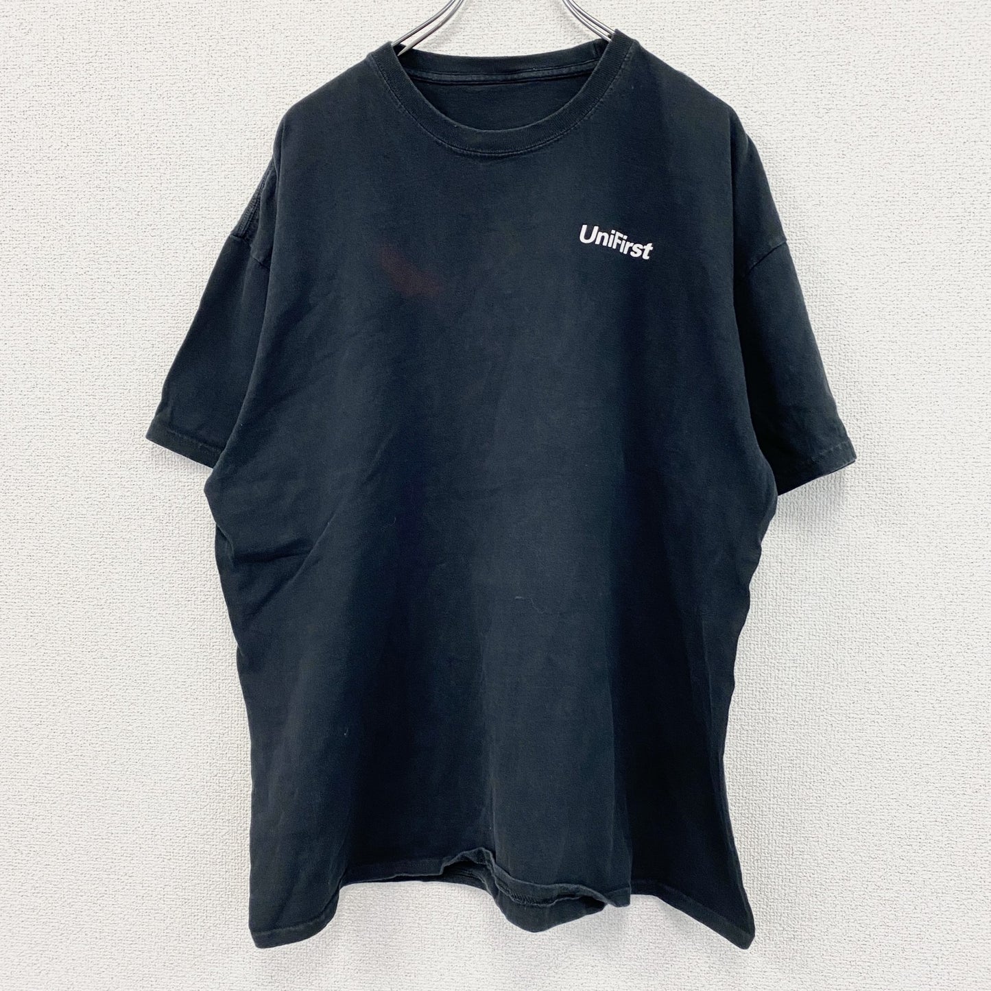半袖プリントTシャツ　UnFirst　黒　ブラック
