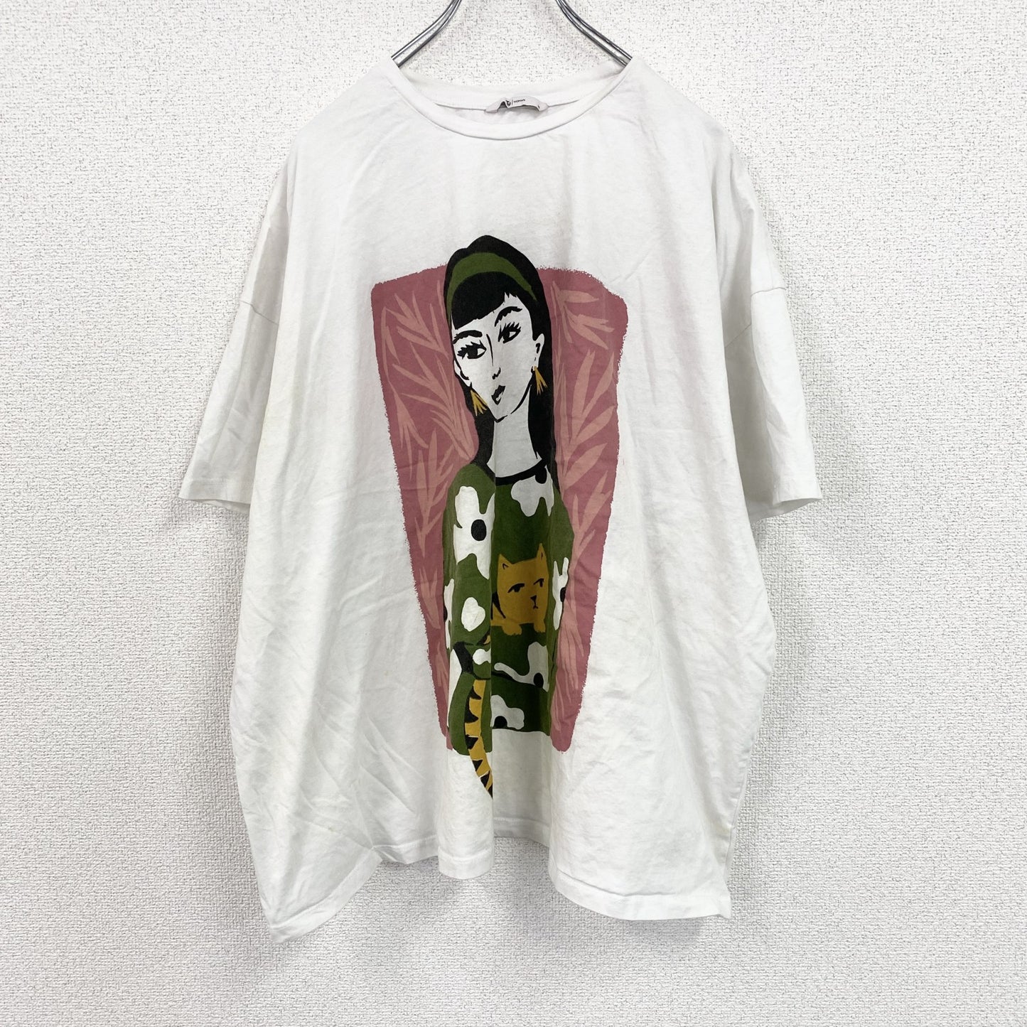 Tu　半袖プリントイラストTシャツ　アニマルT　猫　白　ホワイト　26サイズ