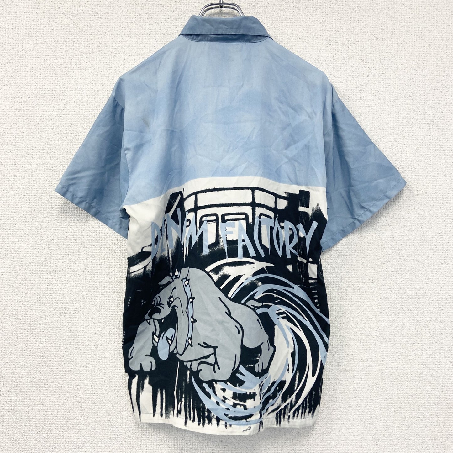 古着 used　Urban　半袖デザインシャツ　ライトブルー　水色　レトロデザイン　総柄　個性的　夏物　XSサイズ