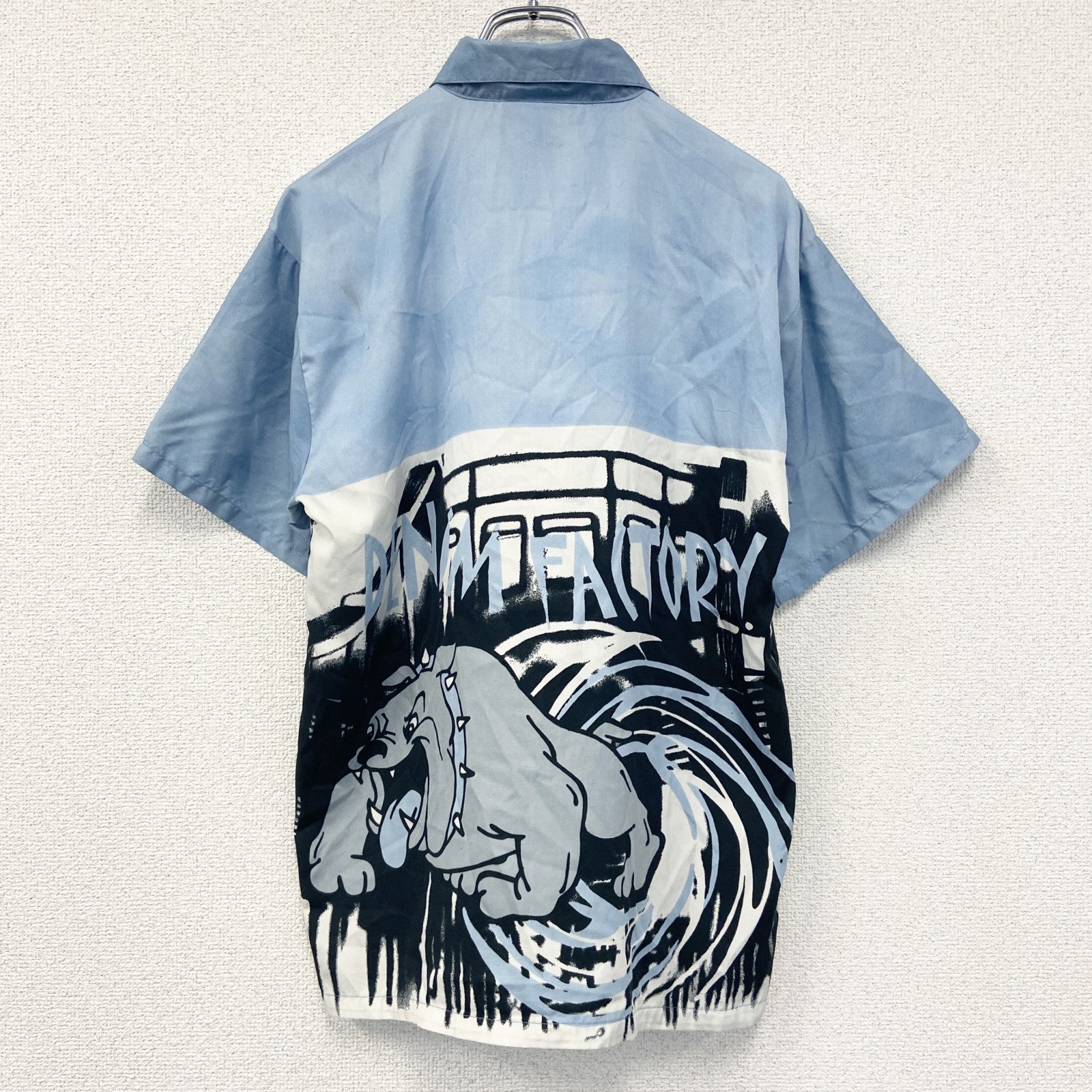 古着 used　Urban　半袖デザインシャツ　ライトブルー　水色　レトロデザイン　総柄　個性的　夏物　XSサイズ