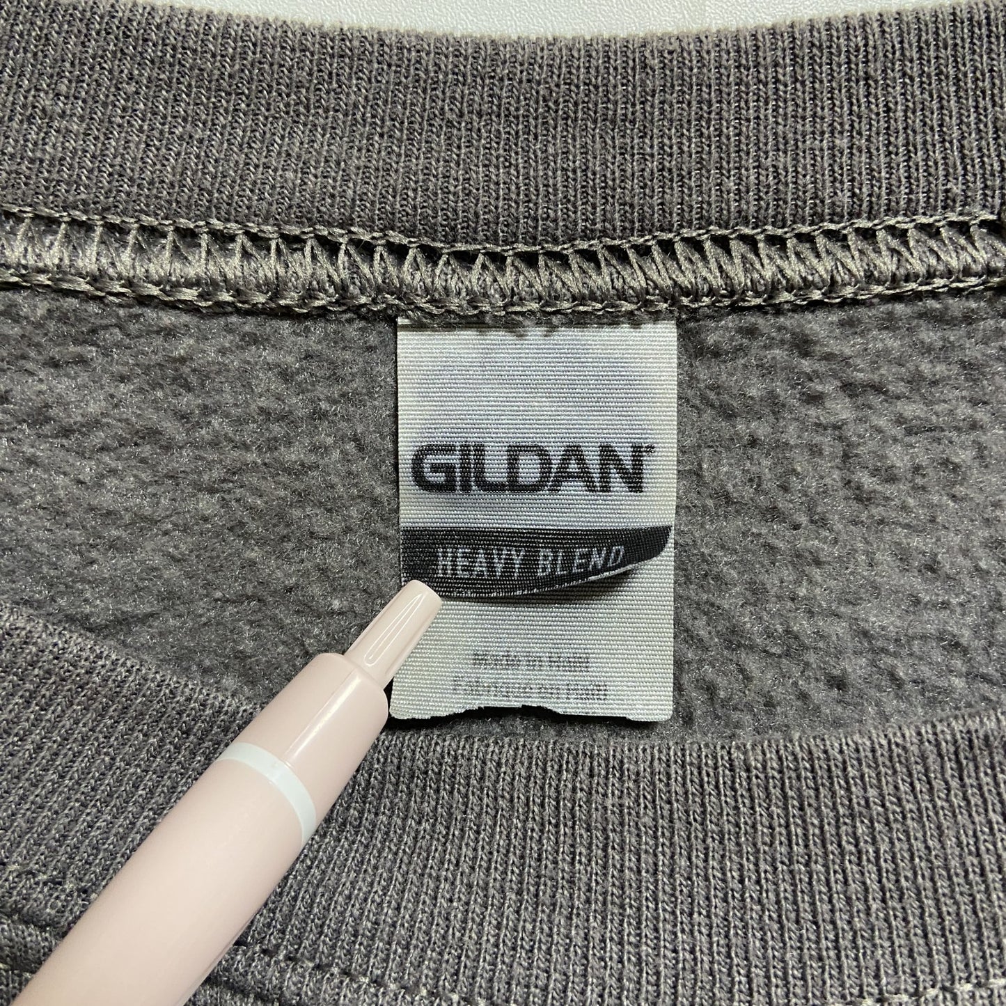 GILDAN　ギルダン　スウェット/トレーナー　フェード　ニコちゃん　クルーネック　灰色　グレー