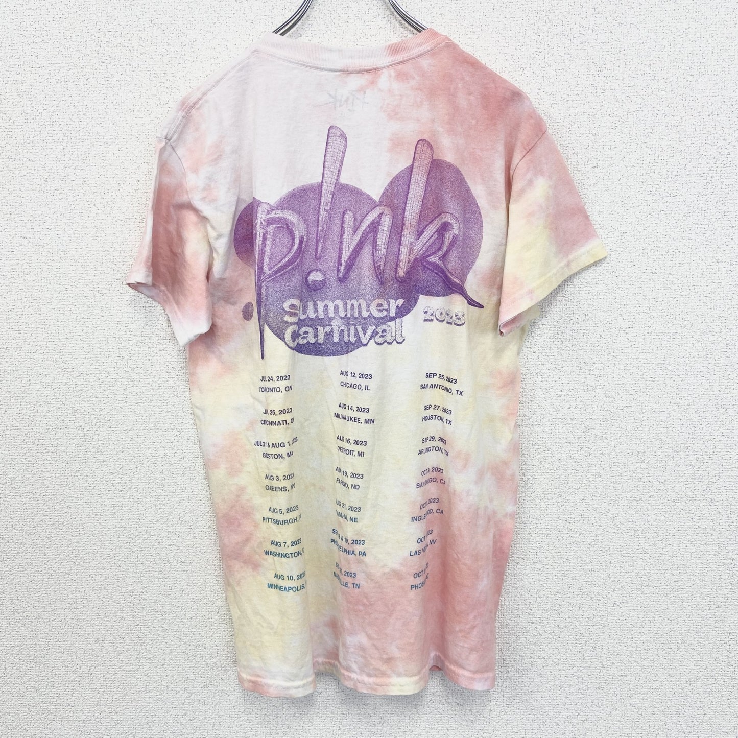 古着 used　P！NK　ピンク　半袖アーティストプリントTシャツ　ツアーT　タイダイ柄　海外限定　クルーネック　Mサイズ