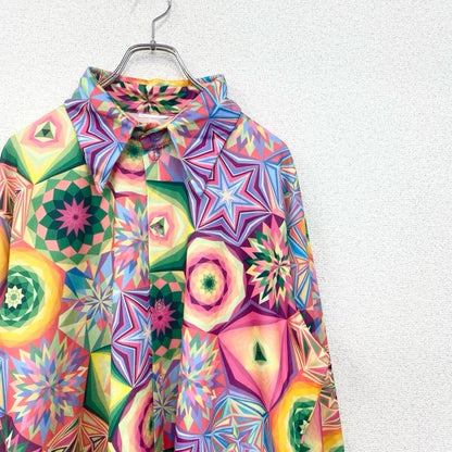 古着 used　長袖プリント柄シャツ　カラフル　Abstract Colorful　サイケデリック　総柄　アート　幾何学模様　