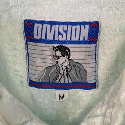 古着 used　DIVISION　長袖プリント柄シャツ　レトロデザイン　胸ポケット　古代文字　水色　ミントグリーン　Mサイズ