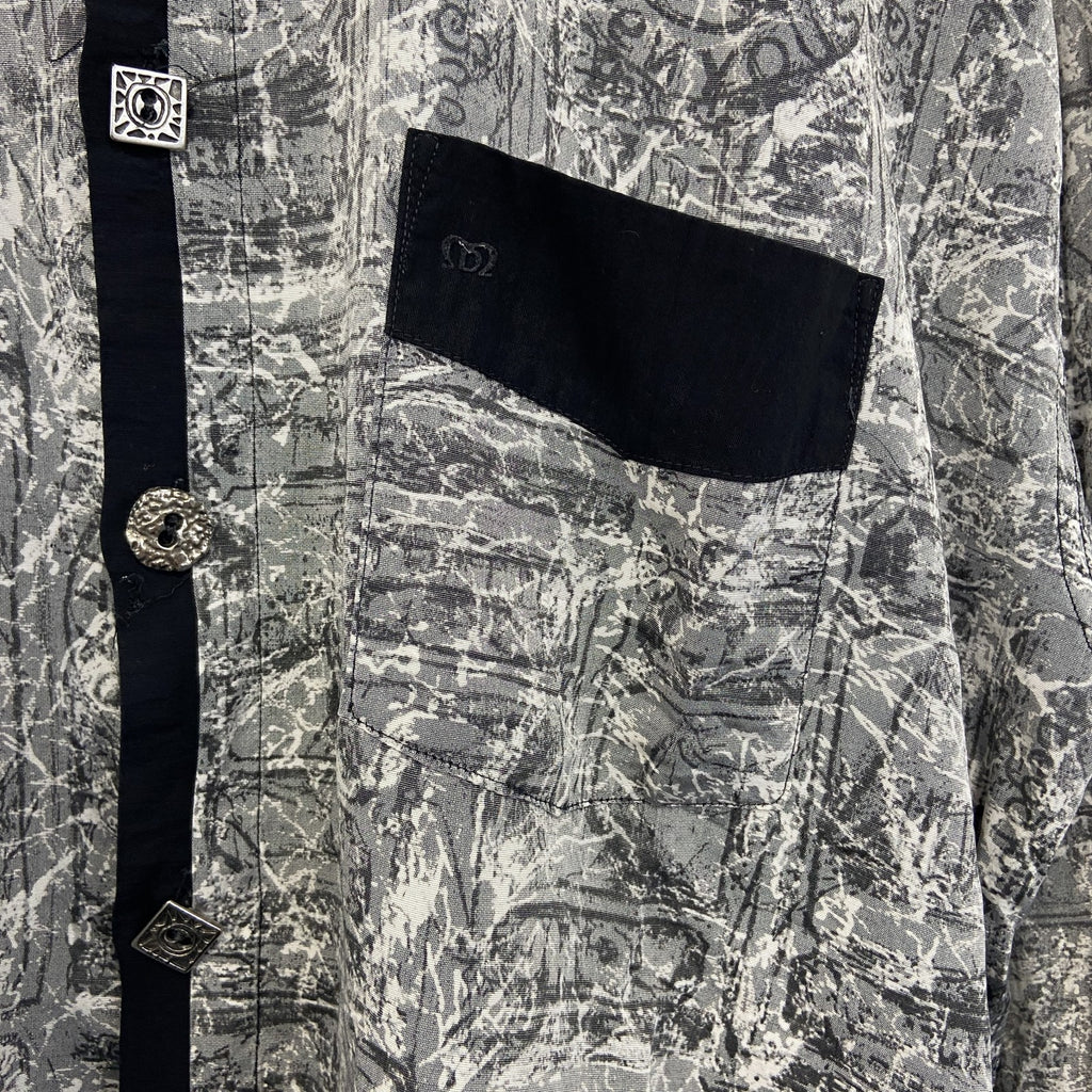 古着 used　Maurice Emde　長袖総柄シャツ　個性的　イタリア製　ポッケ付き　レトロデザイン　カジュアル　Lサイズ