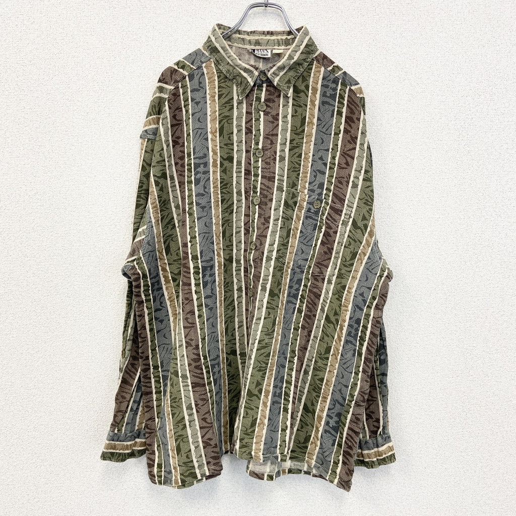 古着 used　MAN'S FASHION　長袖総柄シャツ　個性的　エスニック　民族的柄　ポッケ付き　レトロデザイン　Lサイズ
