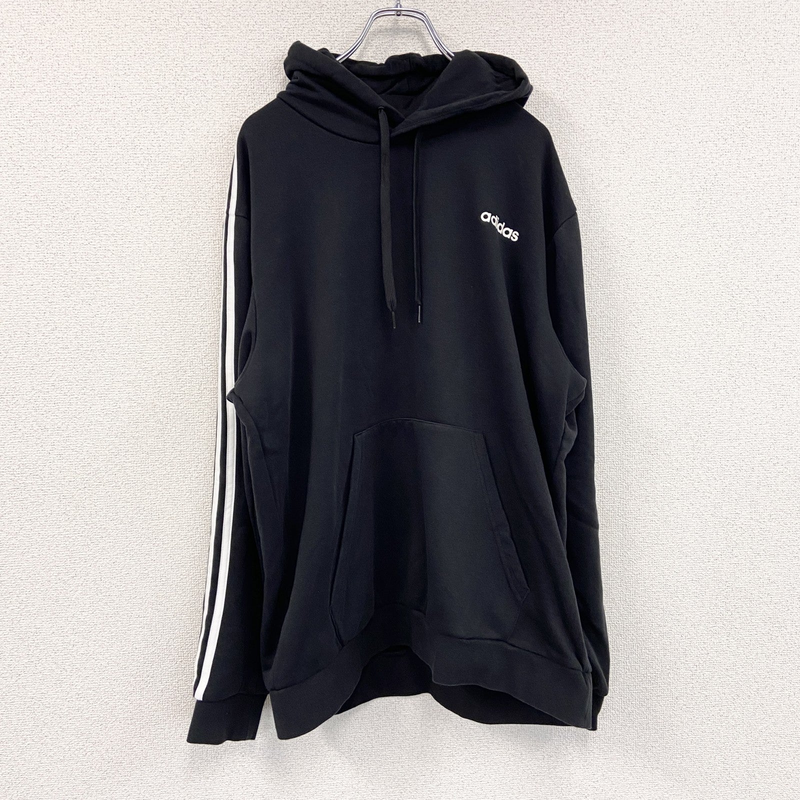 adidas　アディダス　スウェットパーカー/フーディー　黒　ブラック　XLサイズ