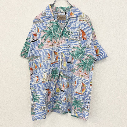 古着 used　AROUND AFRICA　半袖総柄シャツ　海　船　ヤシの木　ブルー　レトロデザイン　胸ポケット　Mサイズ