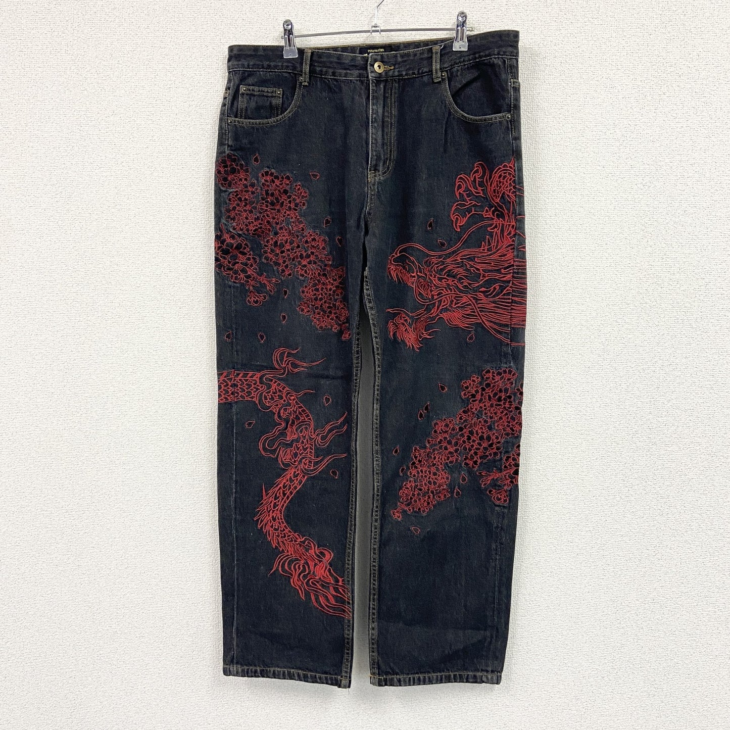 不俱戴天　フグタイテン　デニムパンツ/ジーンズ　刺繡　ジップフライ　黒　ブラック　W38サイズ