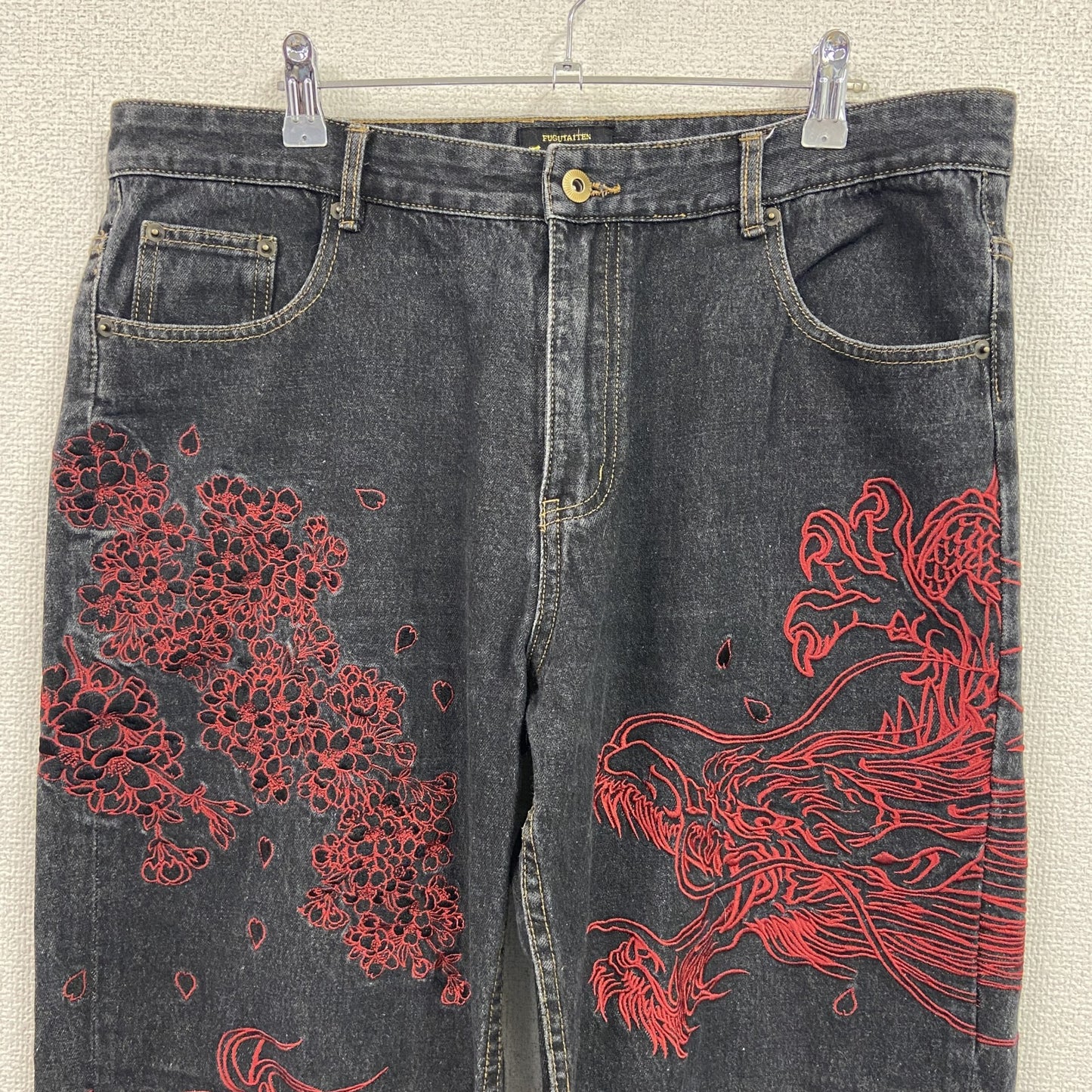 不俱戴天　フグタイテン　デニムパンツ/ジーンズ　刺繡　ジップフライ　黒　ブラック　W38サイズ