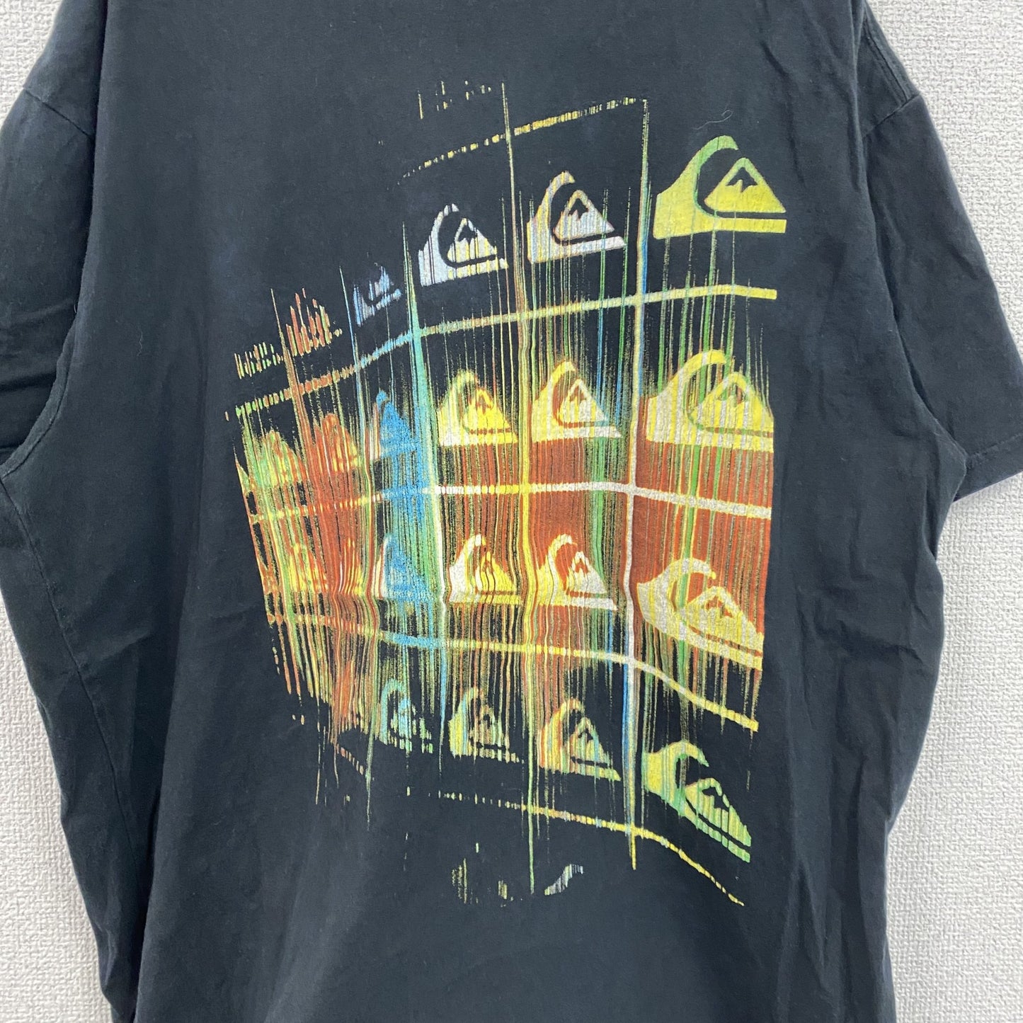 QUIKSILVER　半袖プリントTシャツ　黒　ブラック　Lサイズ