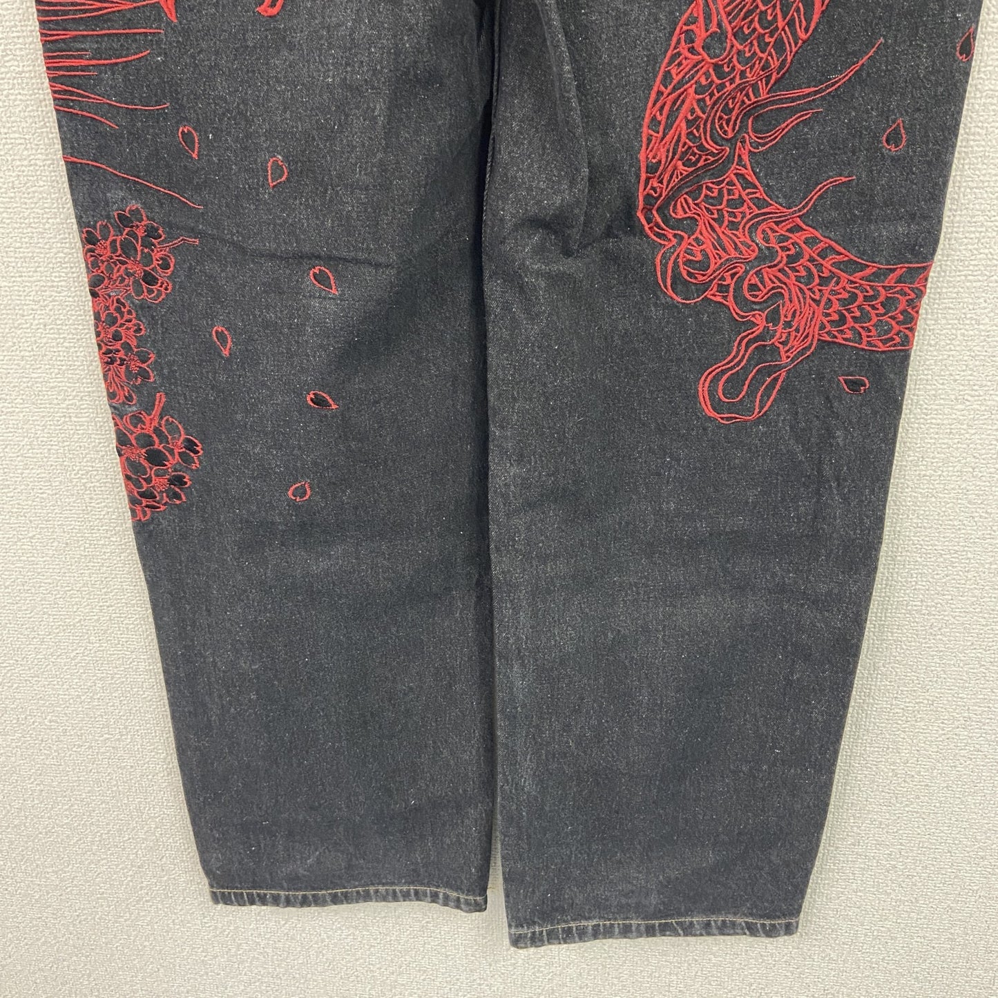 不俱戴天　フグタイテン　デニムパンツ/ジーンズ　刺繡　ジップフライ　黒　ブラック　W38サイズ