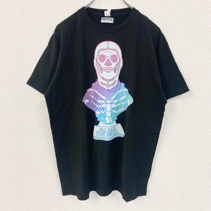古着 used　Tultex　FORTNITE　フォートナイト　半袖プリントデザインTシャツ　キャラクター　スカル　黒　Lサイズ