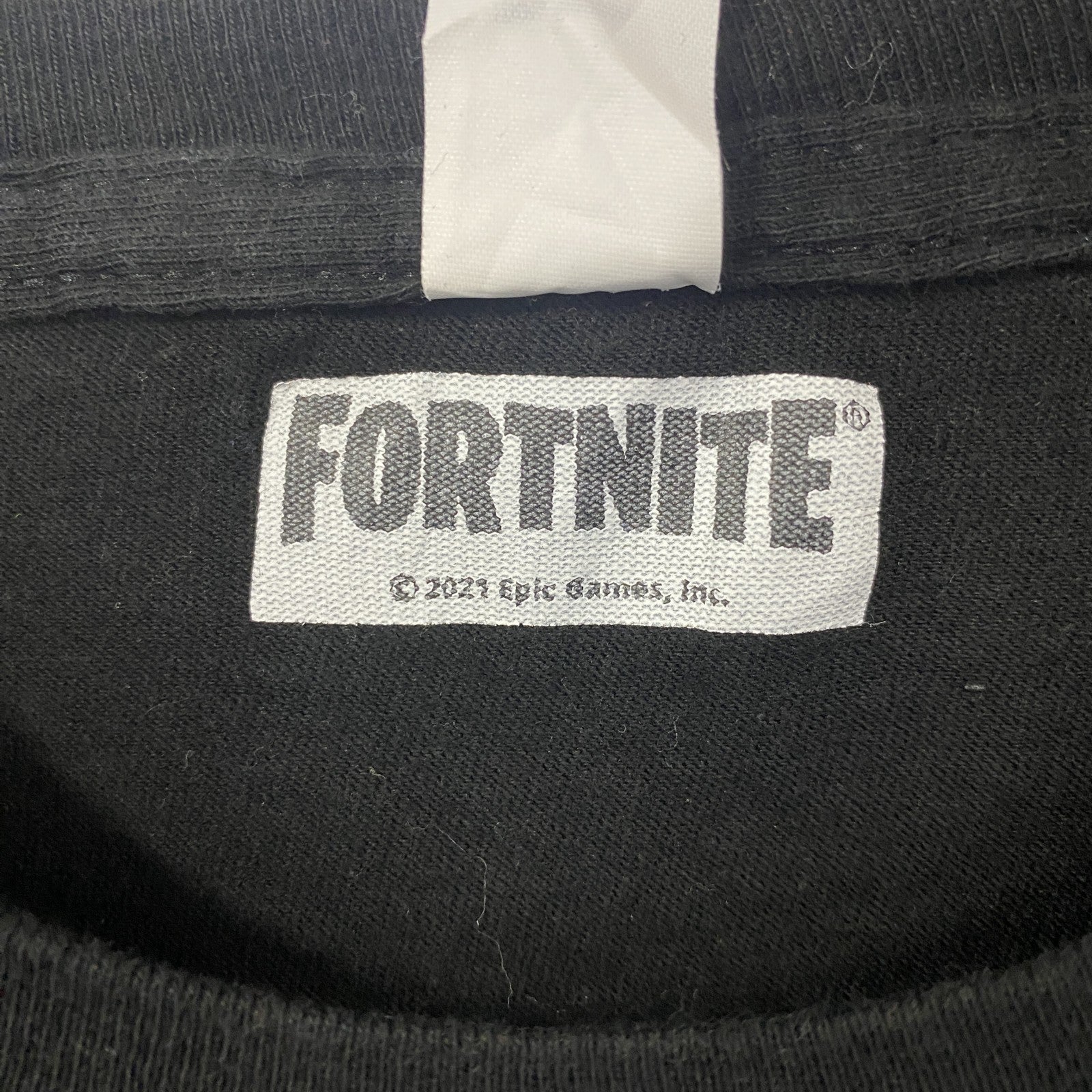 古着 used　Tultex　FORTNITE　フォートナイト　半袖プリントデザインTシャツ　キャラクター　スカル　黒　Lサイズ